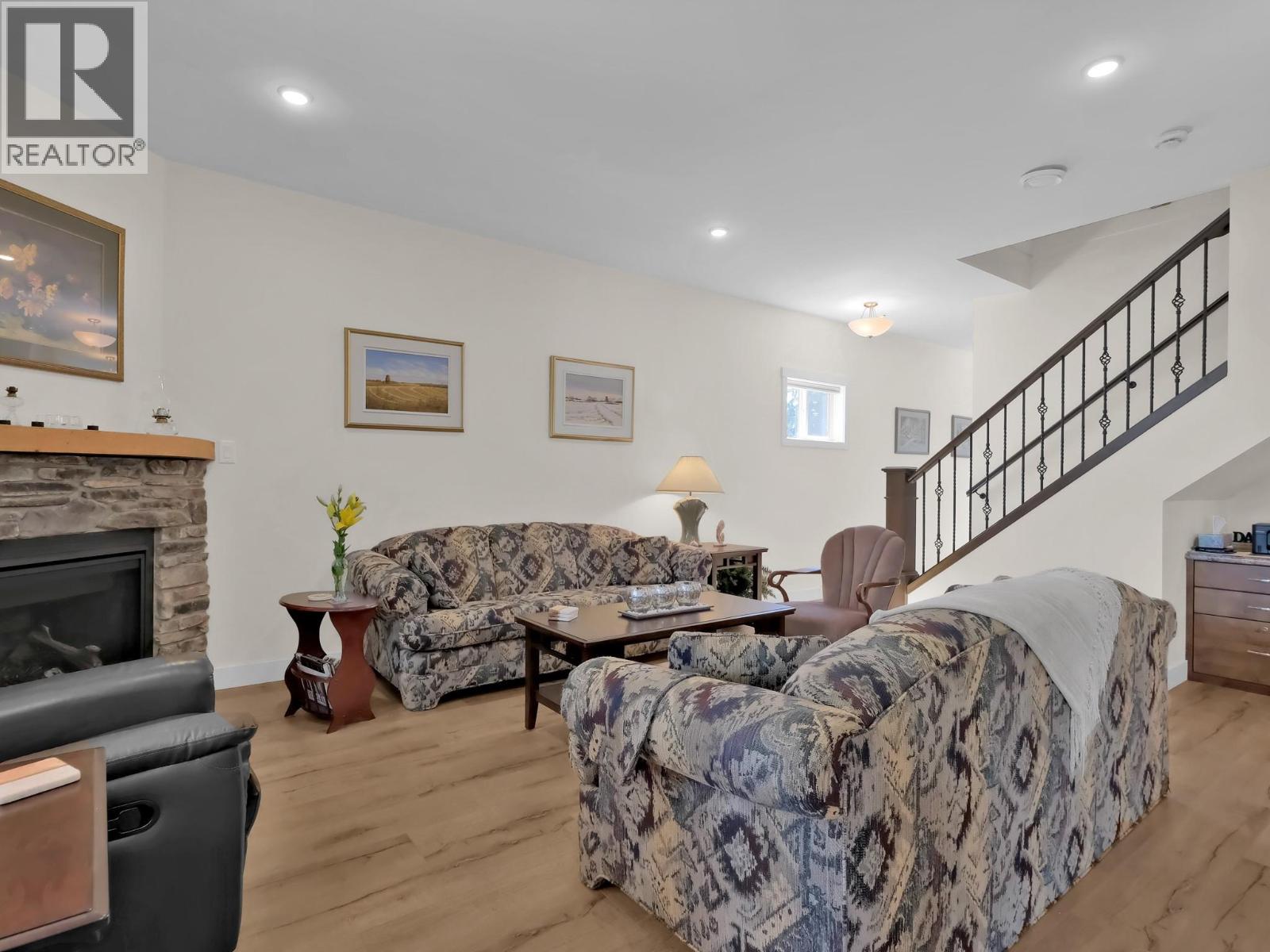  1011 Dynes Avenue, Penticton