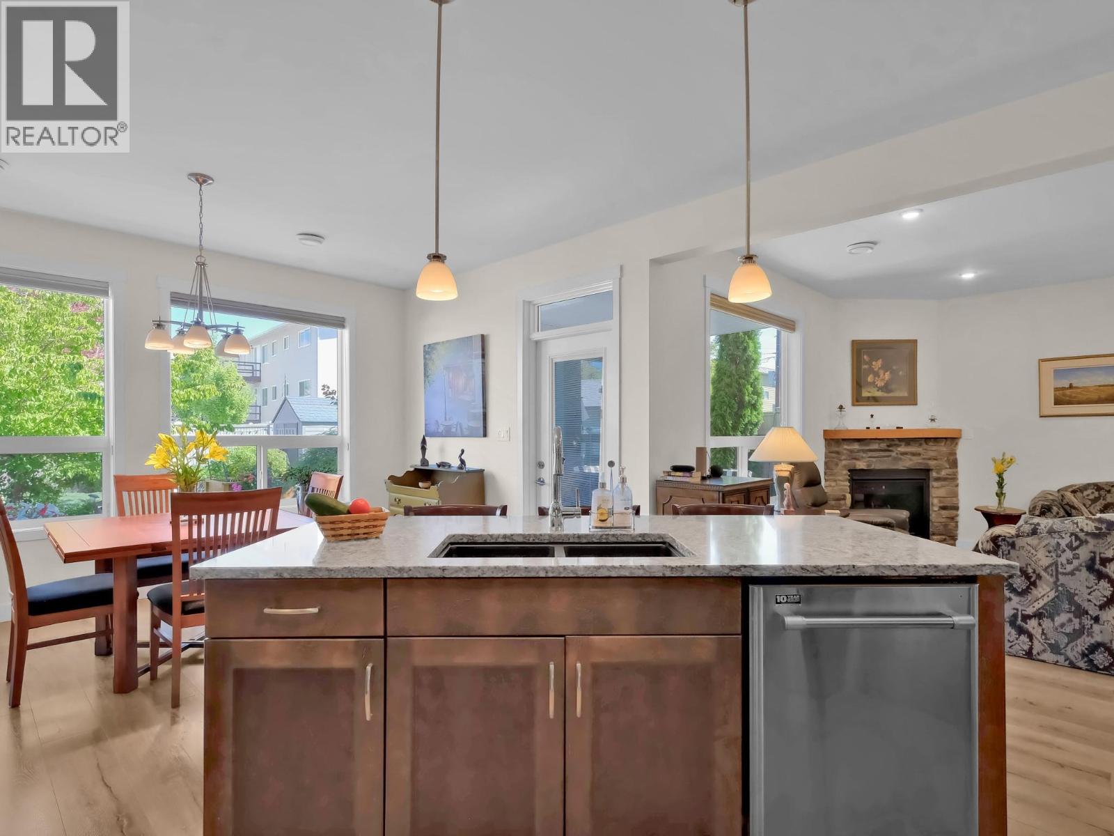  1011 Dynes Avenue, Penticton