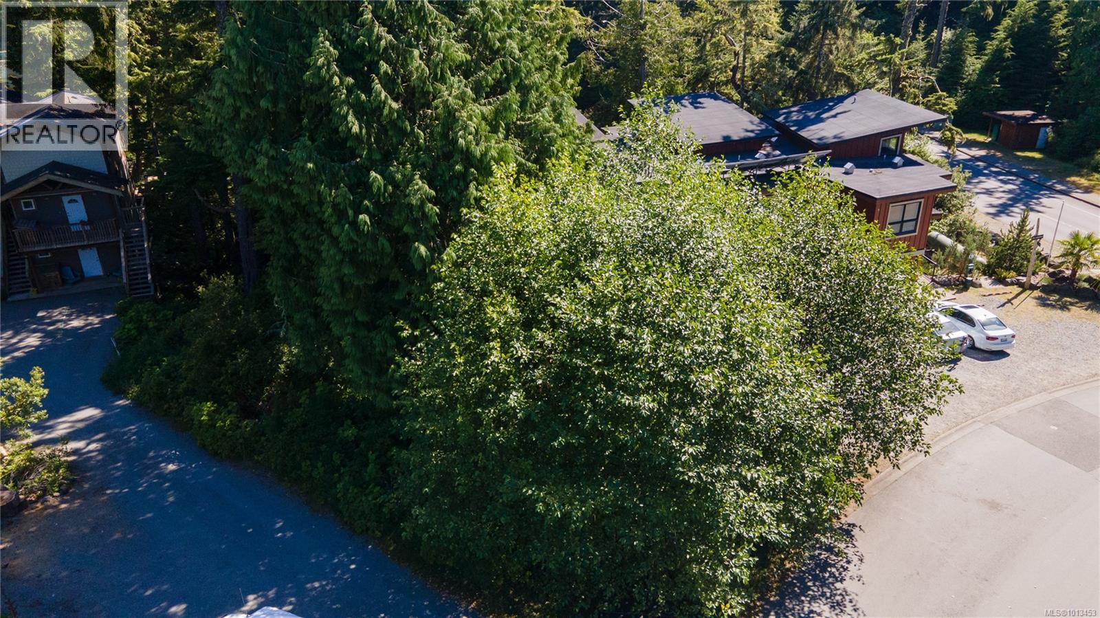 215 Boardwalk Blvd, Ucluelet