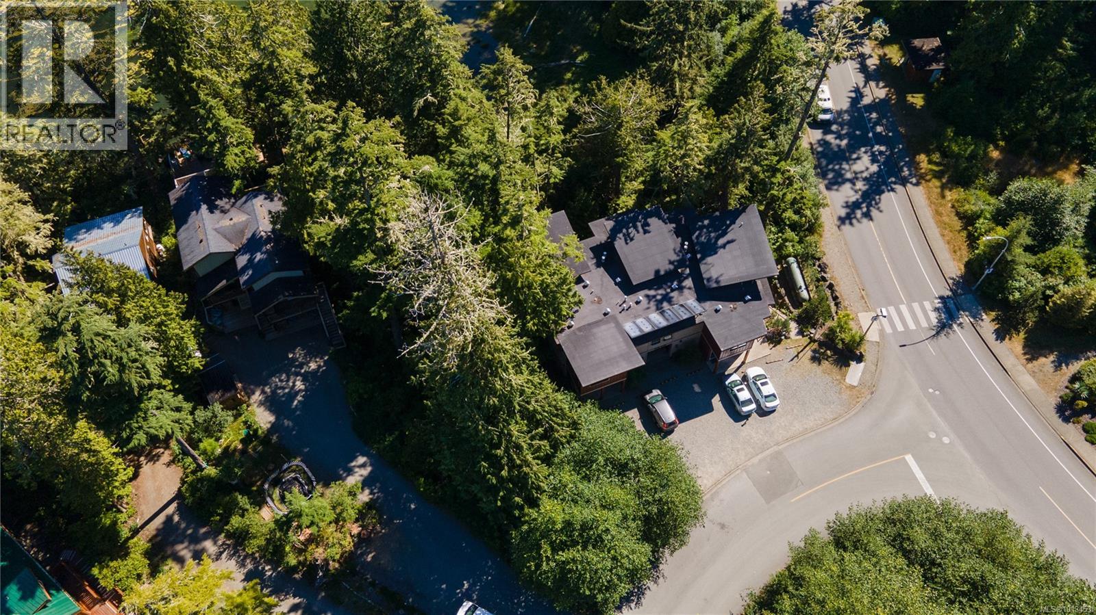 215 Boardwalk Blvd, Ucluelet