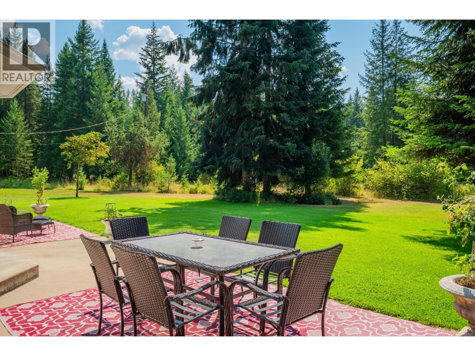 2718 OSACHOFF Road, South Slocan