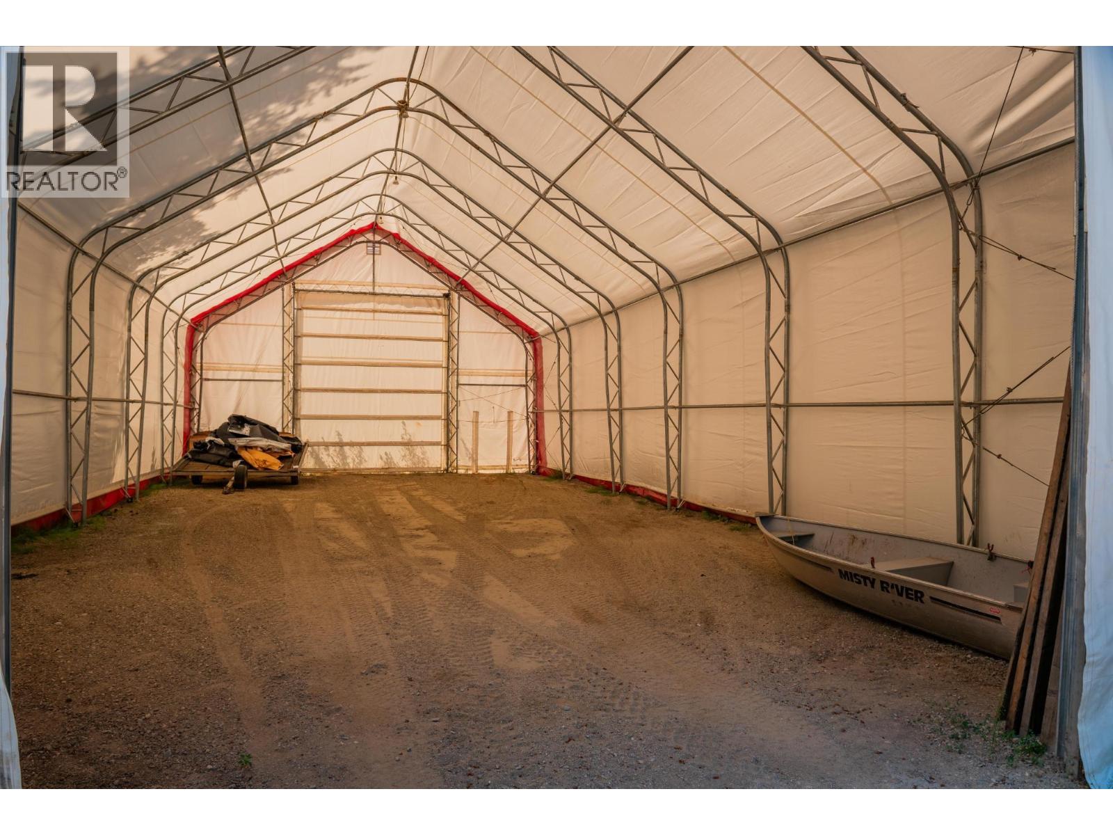 2718 OSACHOFF Road, South Slocan