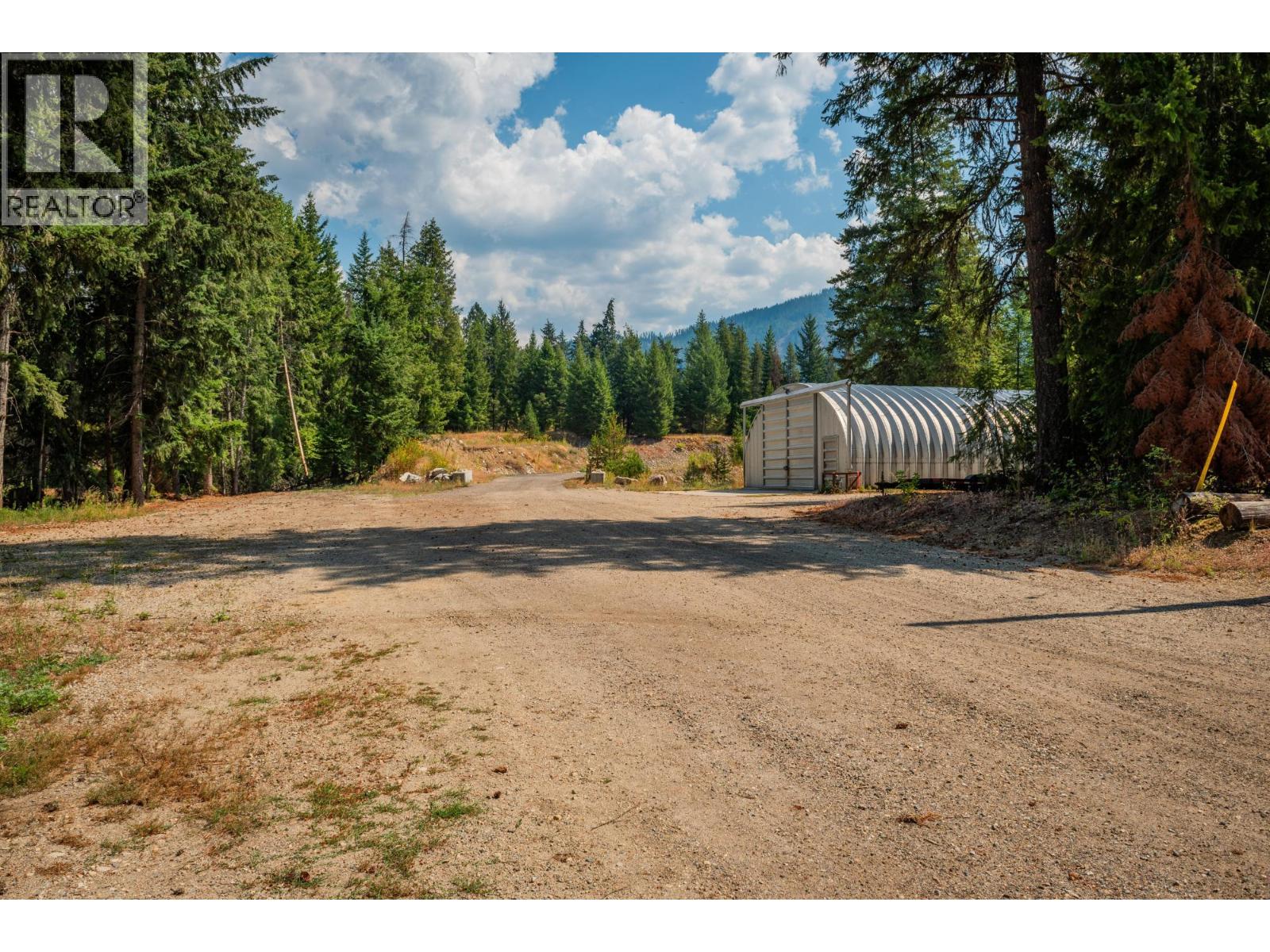 2718 OSACHOFF Road, South Slocan