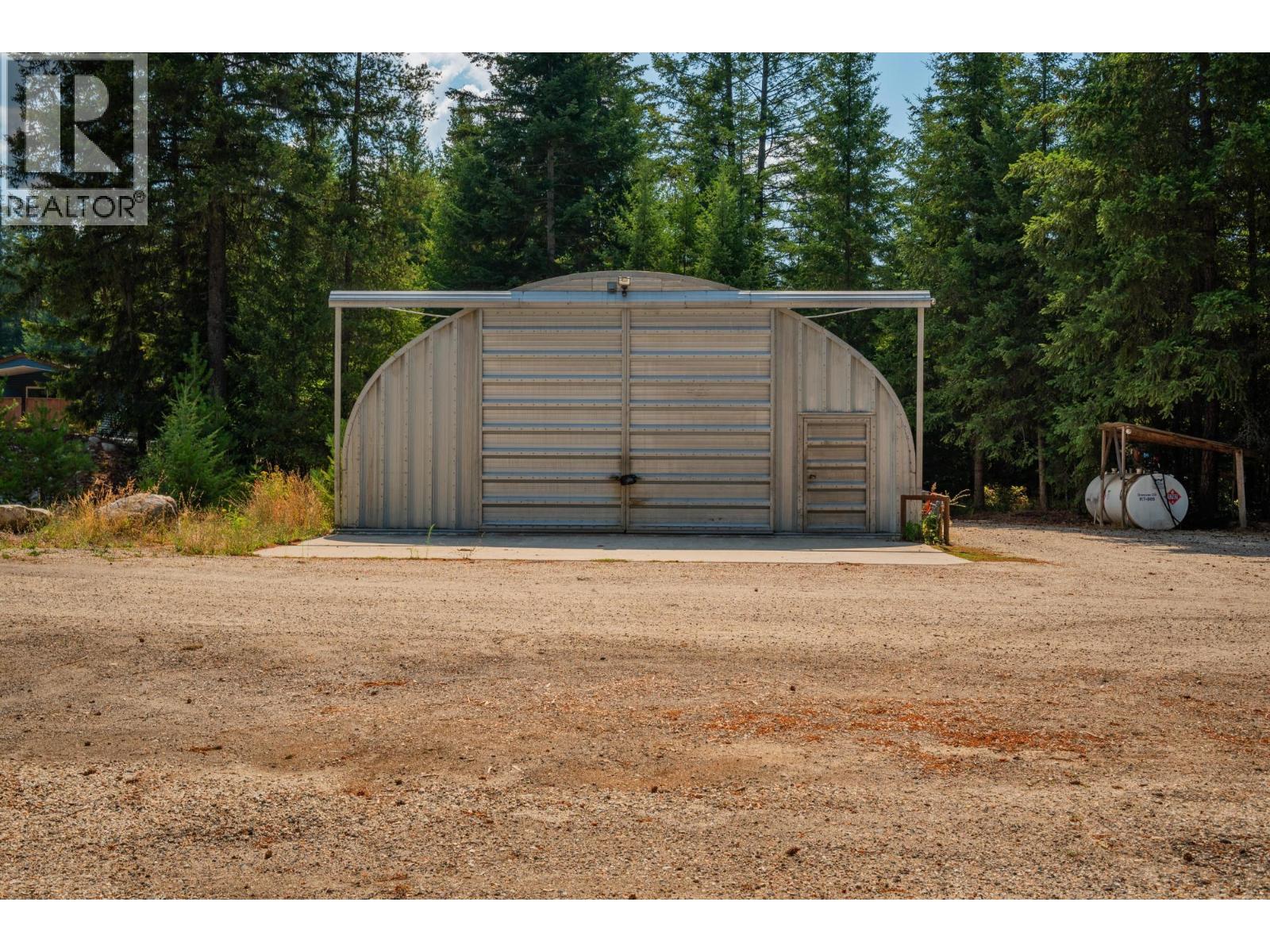 2718 OSACHOFF Road, South Slocan