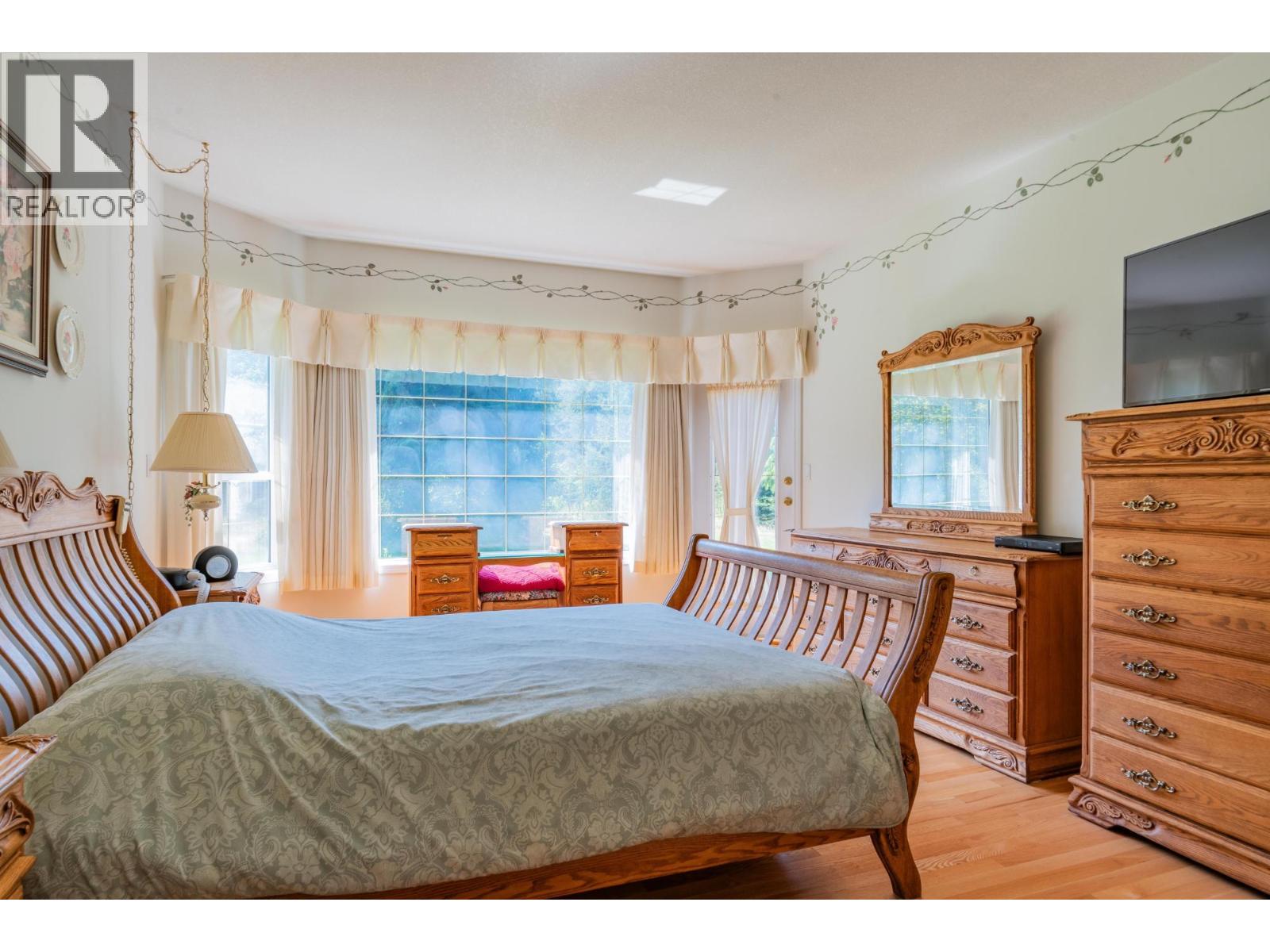 2718 OSACHOFF Road, South Slocan