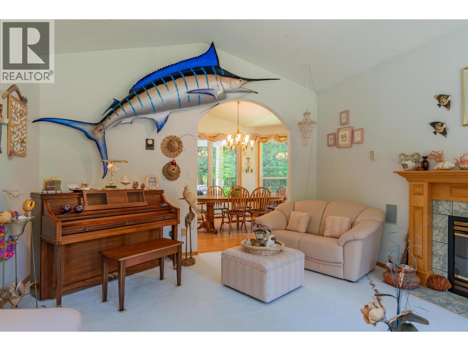 2718 OSACHOFF Road, South Slocan
