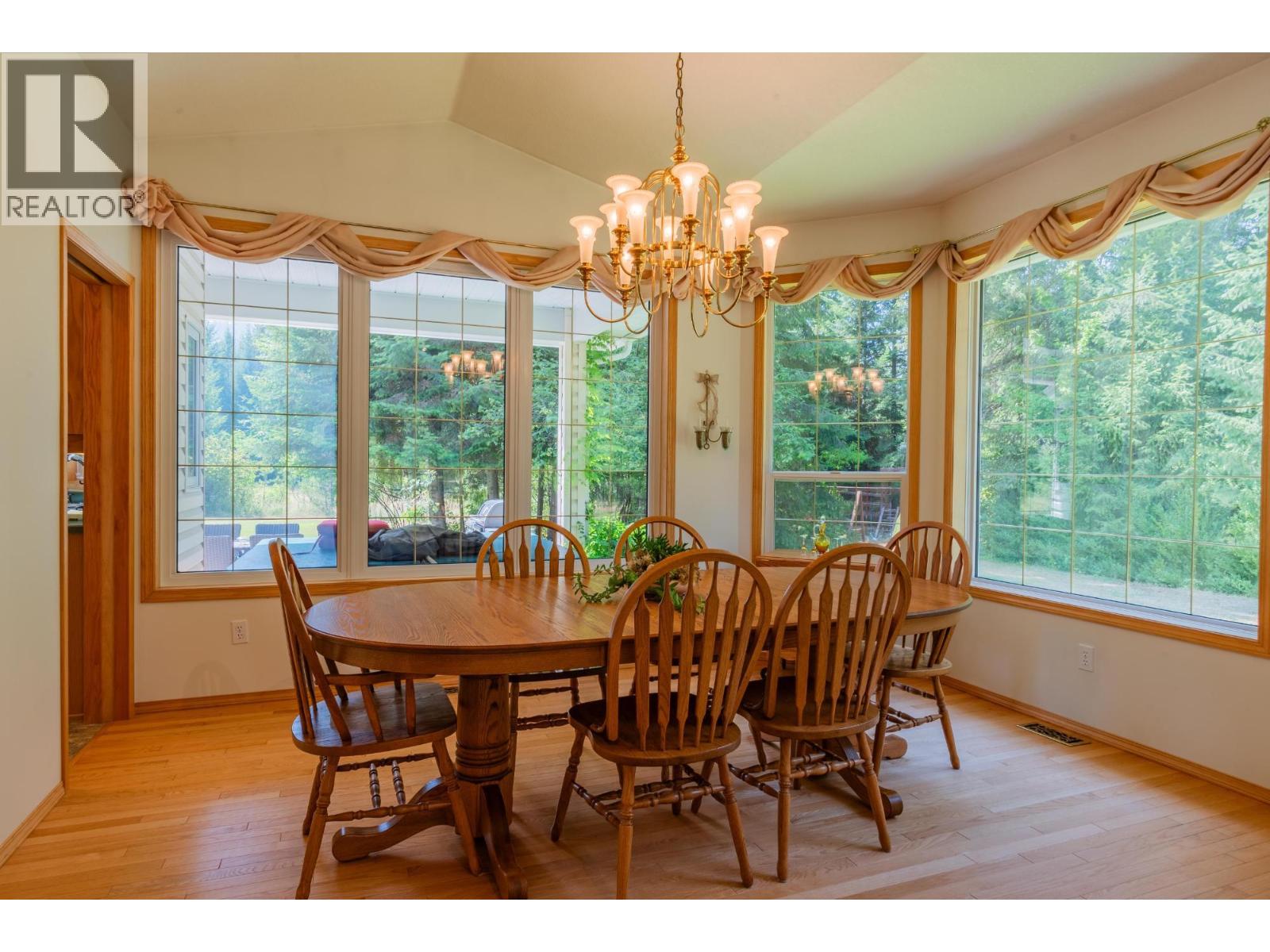 2718 OSACHOFF Road, South Slocan