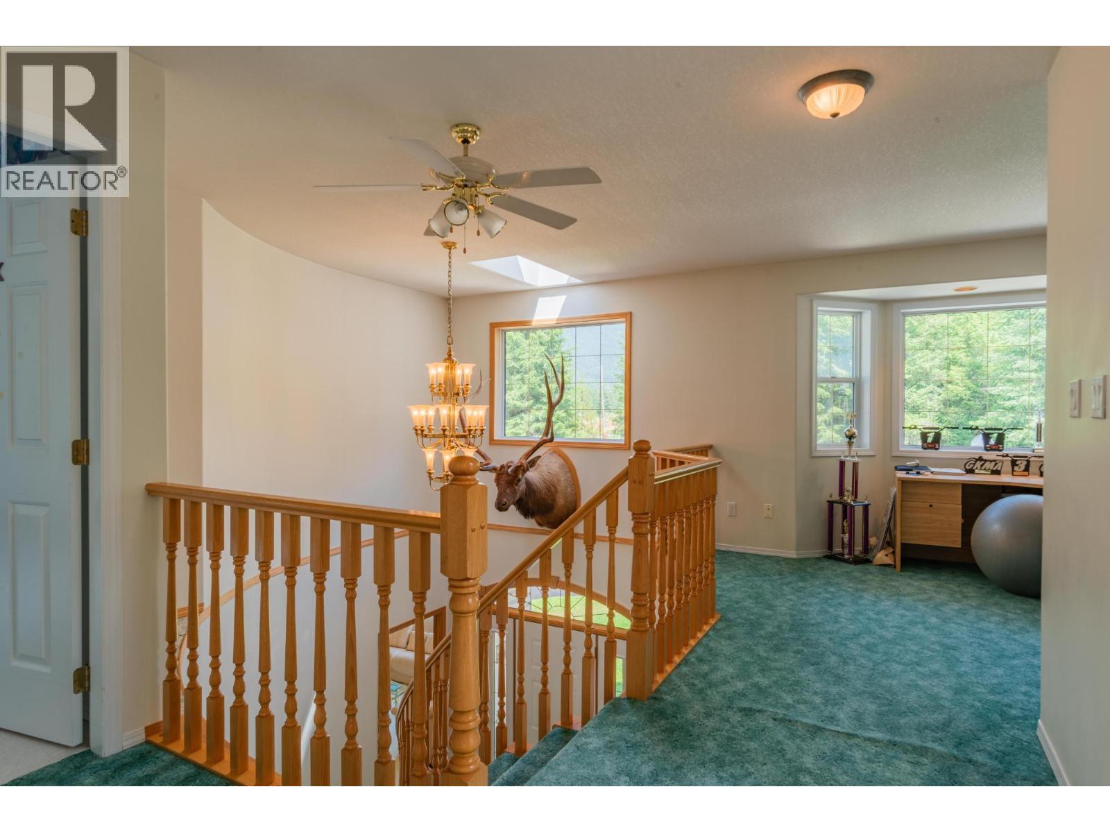 2718 OSACHOFF Road, South Slocan
