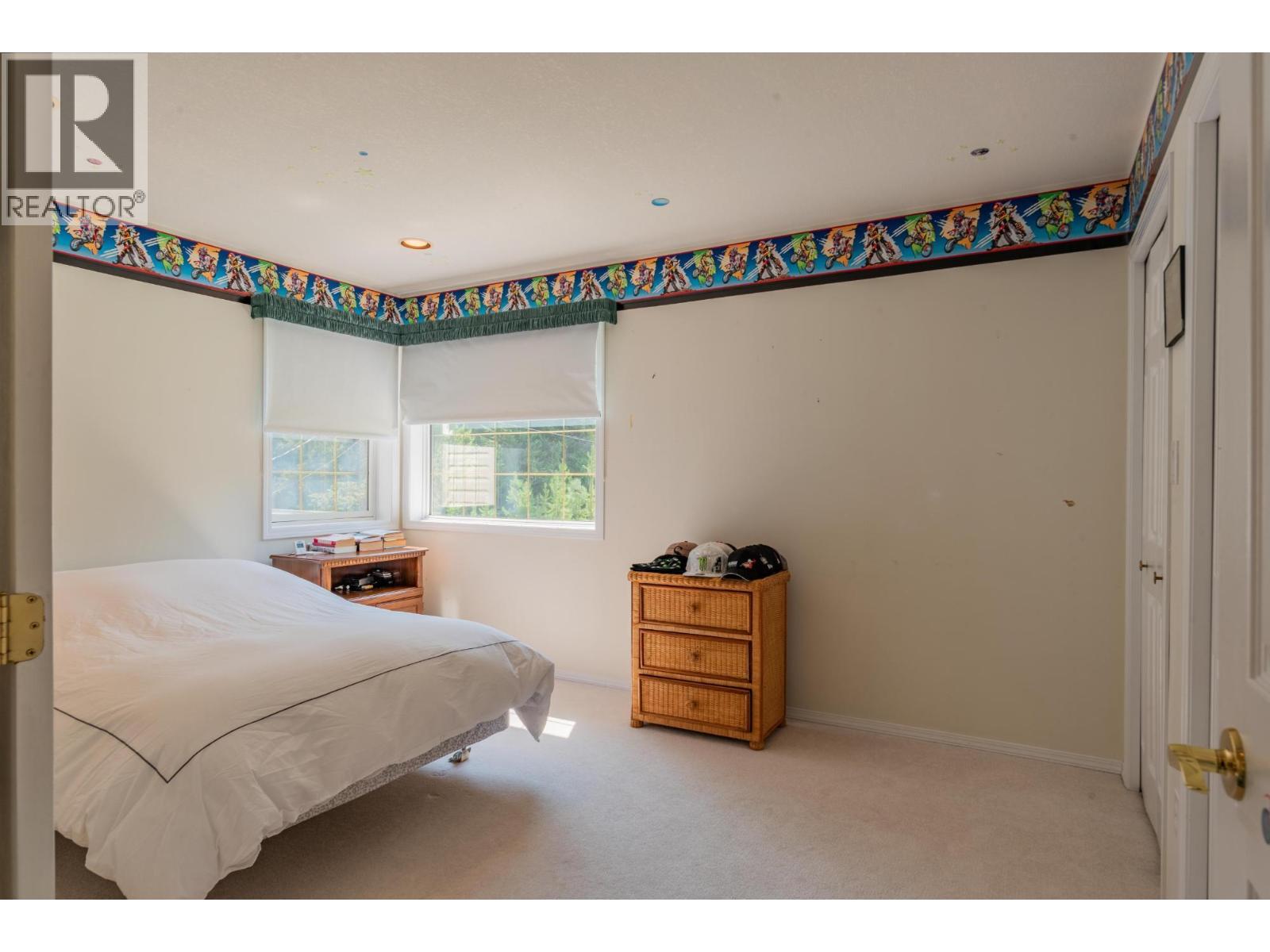 2718 OSACHOFF Road, South Slocan
