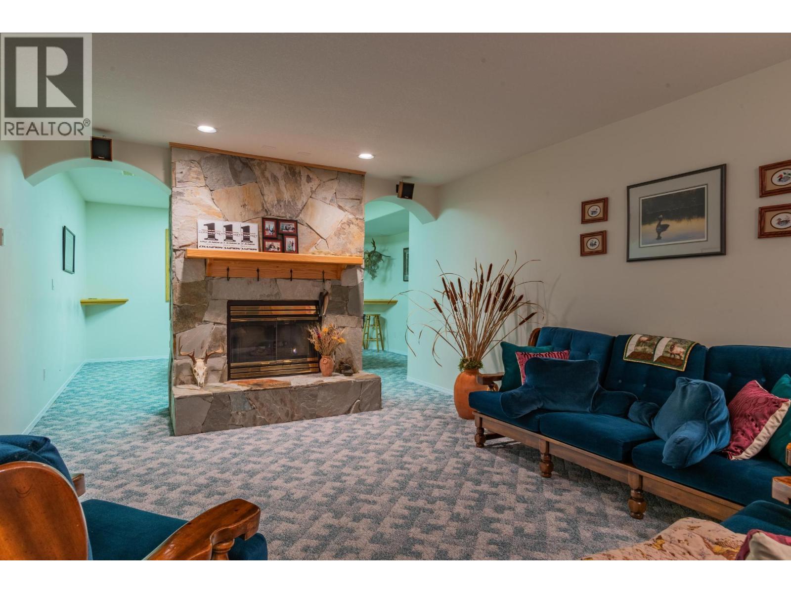 2718 OSACHOFF Road - 81