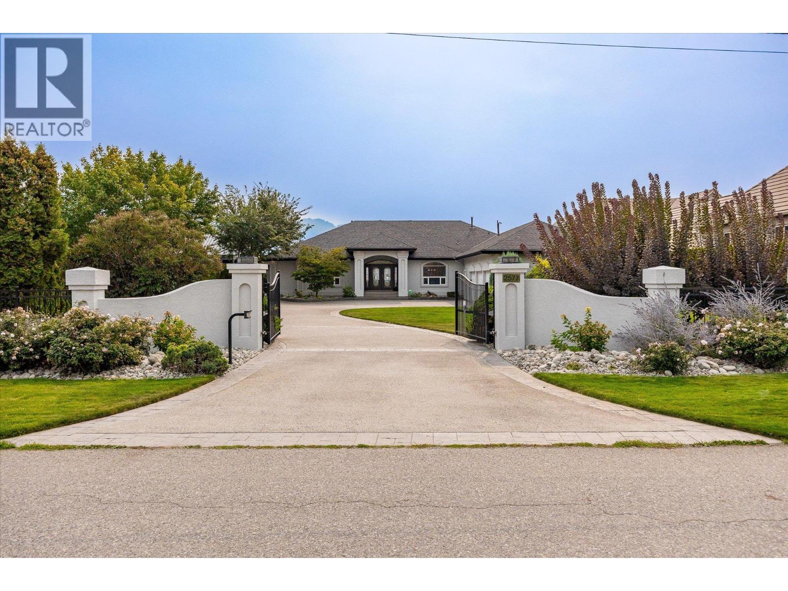  2577 Whitworth Road, West Kelowna