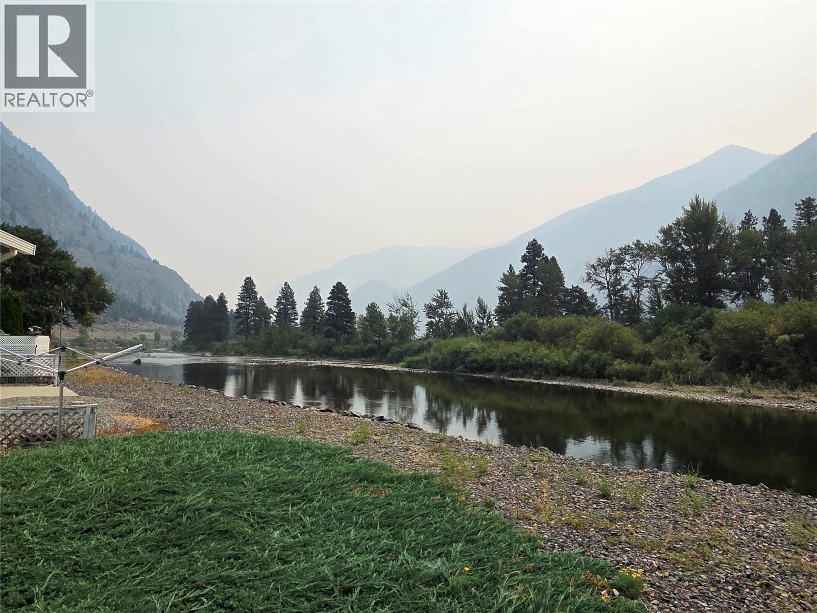 #16 3455 Highway 3 - 5