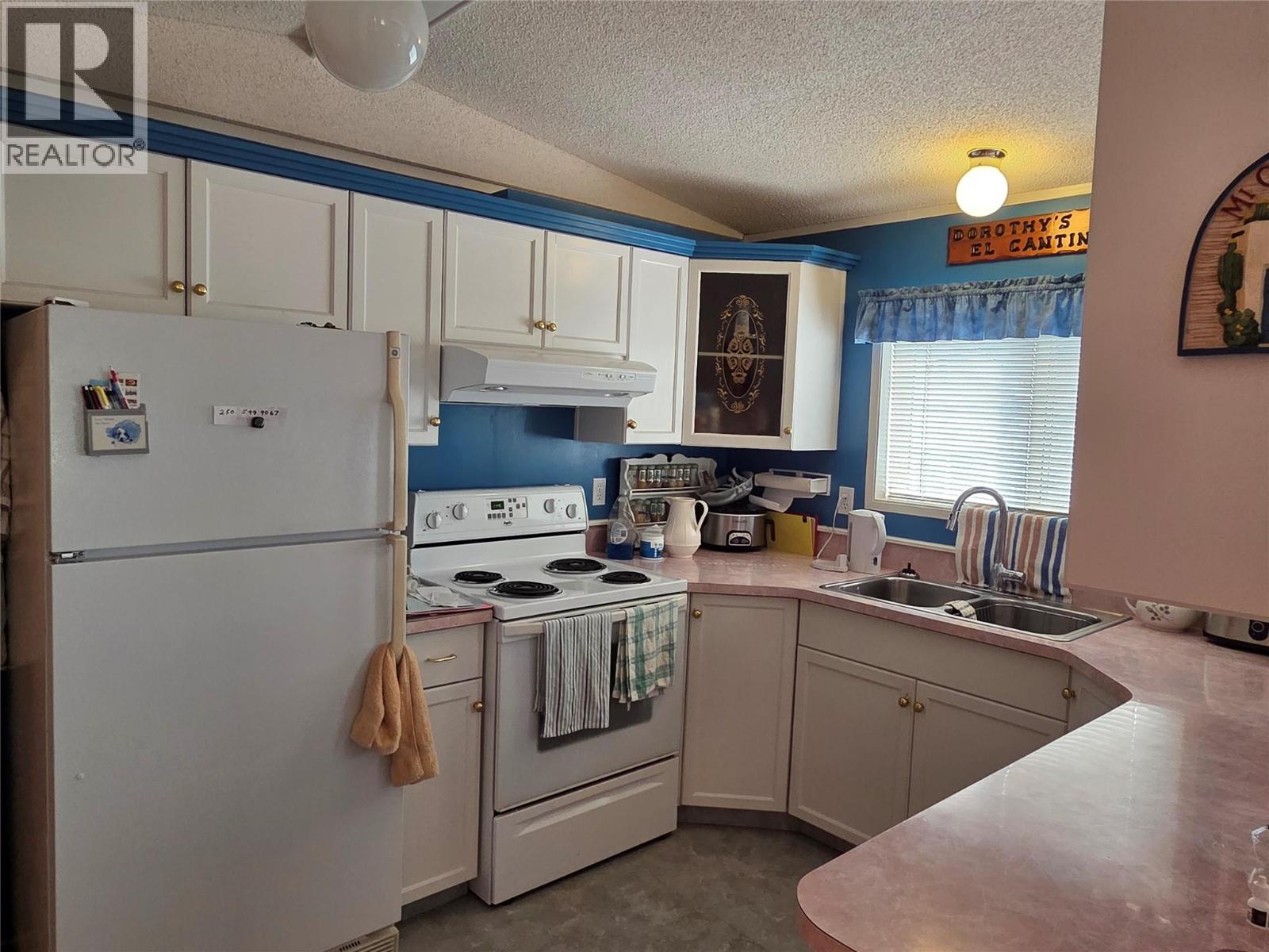 #16 3455 Highway 3 - 20