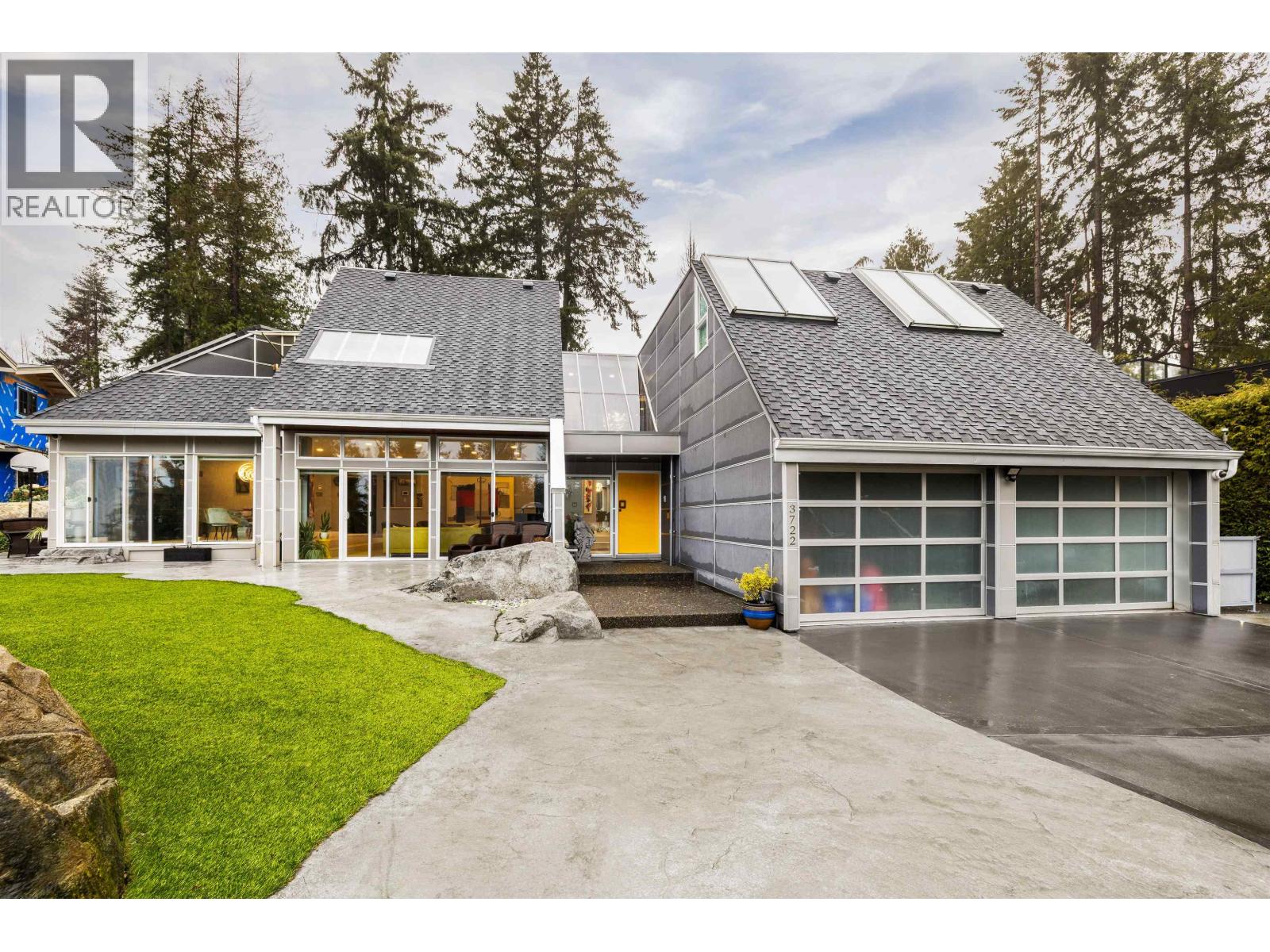 3722 SOUTHRIDGE PLACE, West Vancouver
