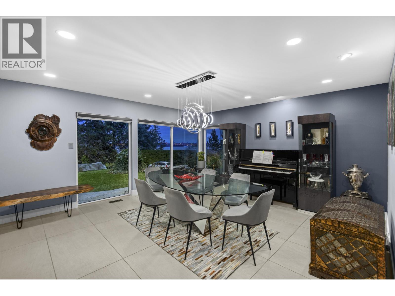 3722 SOUTHRIDGE PLACE, West Vancouver