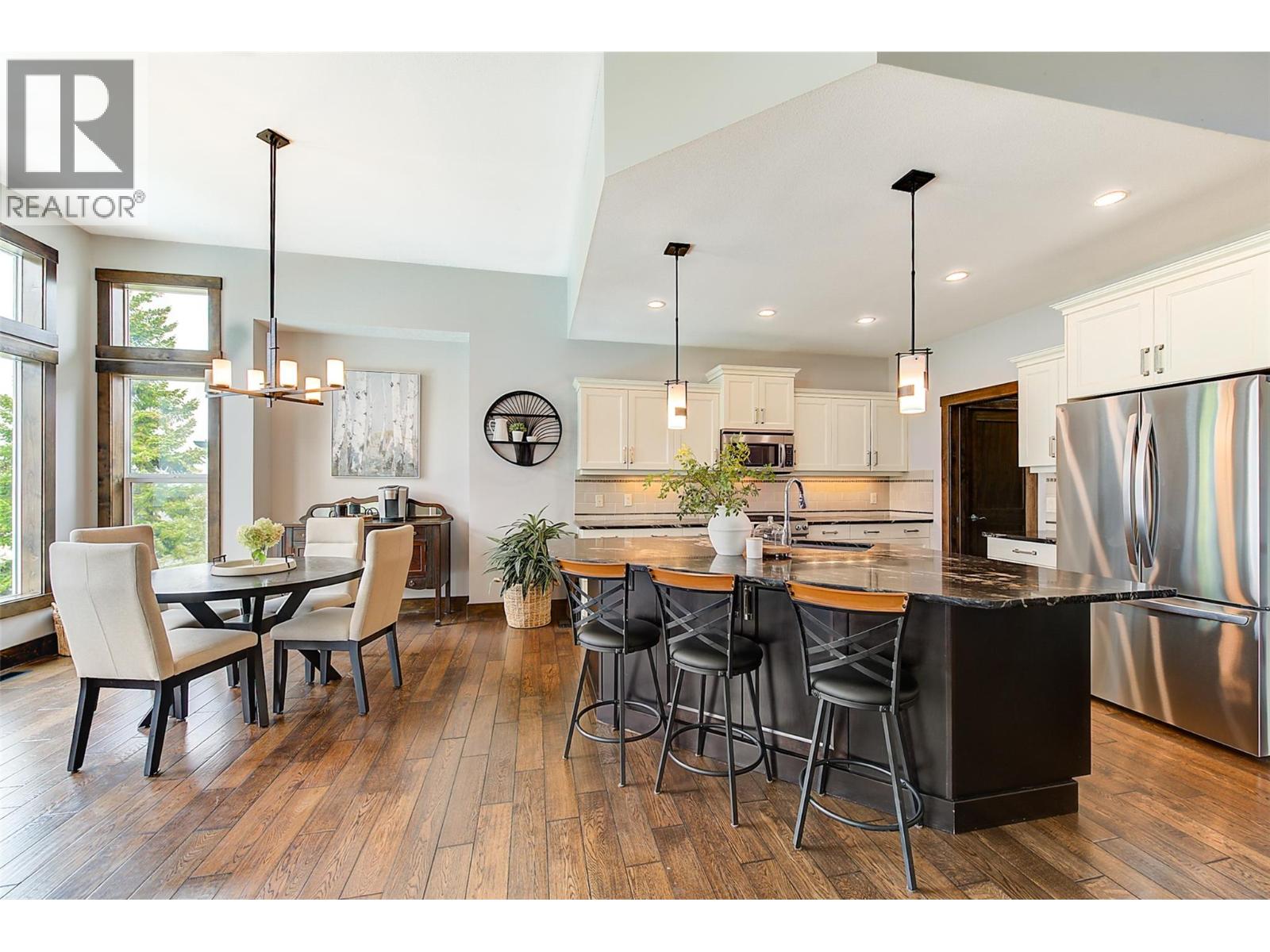  2006 Cornerstone Drive, West Kelowna