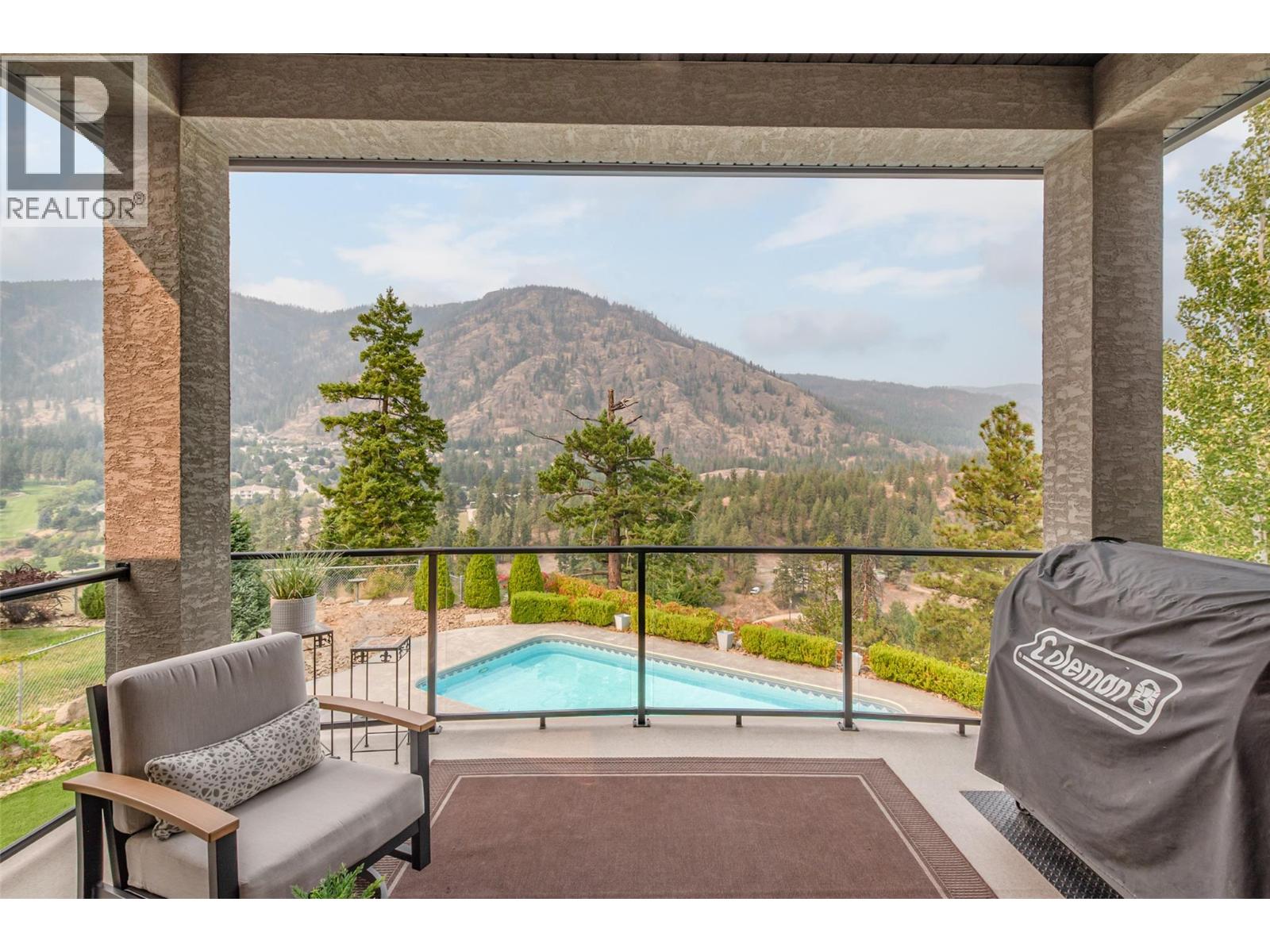  2006 Cornerstone Drive, West Kelowna