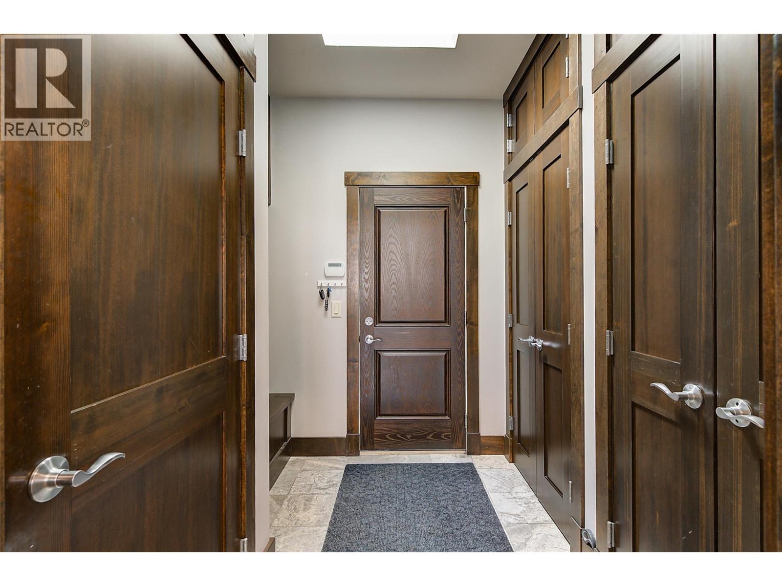  2006 Cornerstone Drive, West Kelowna