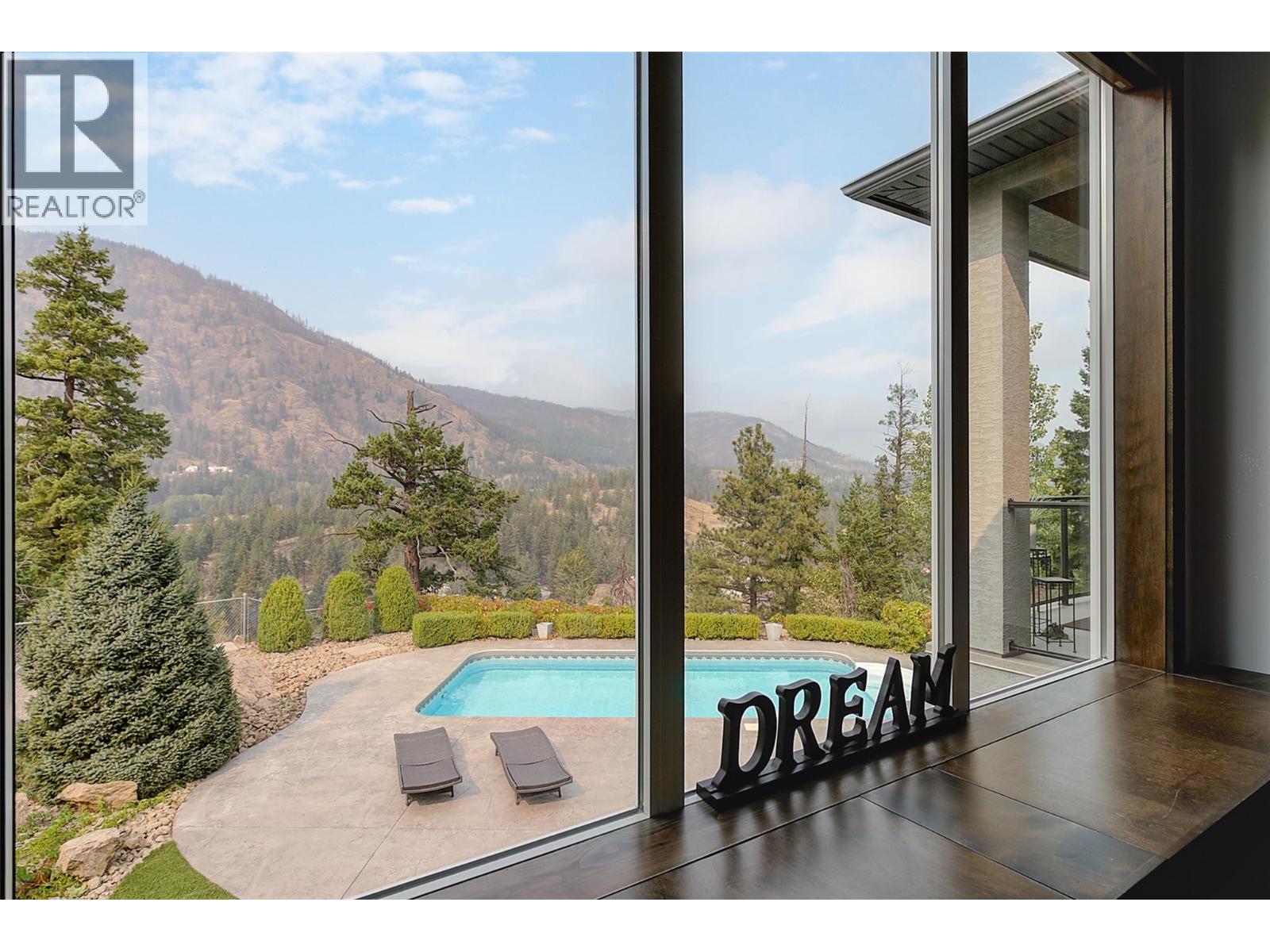  2006 Cornerstone Drive, West Kelowna