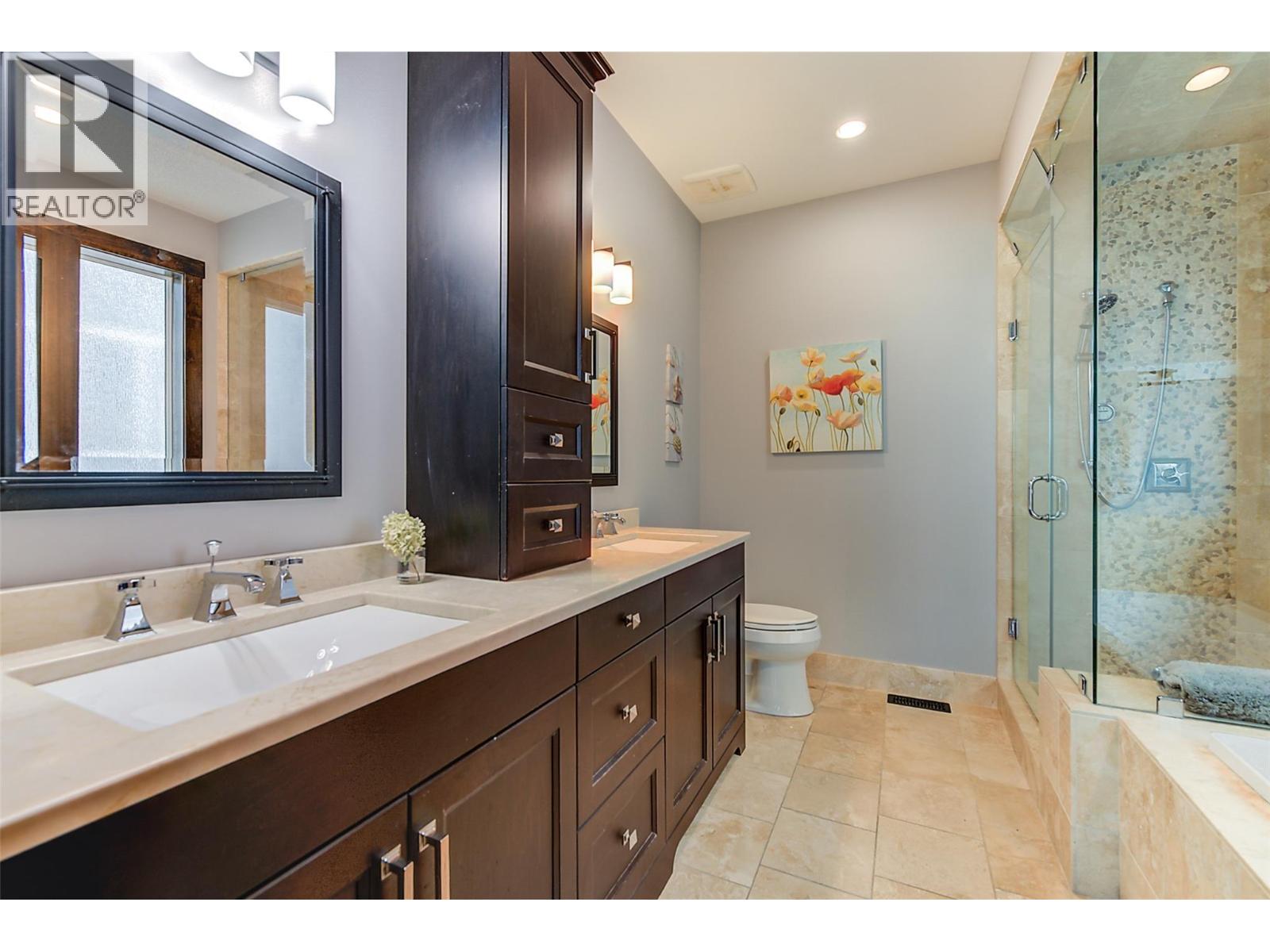  2006 Cornerstone Drive, West Kelowna