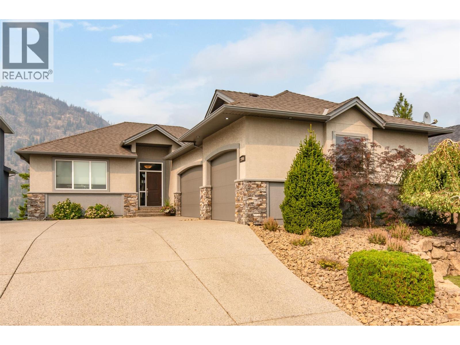  2006 Cornerstone Drive, West Kelowna
