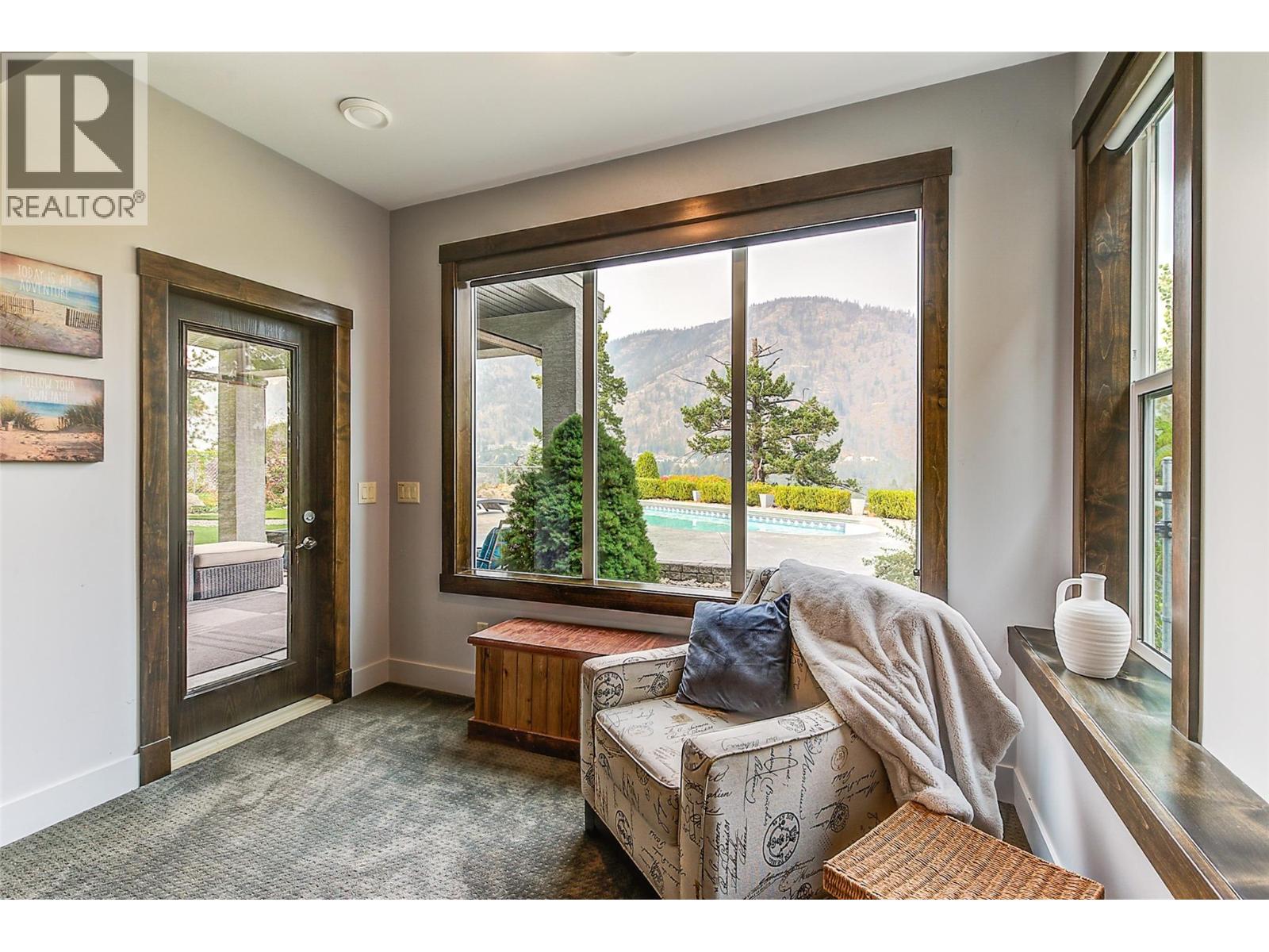  2006 Cornerstone Drive, West Kelowna