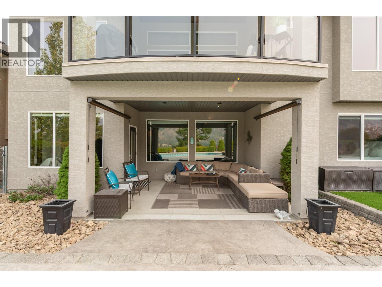  2006 Cornerstone Drive, West Kelowna