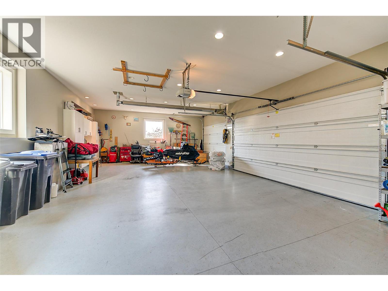  2006 Cornerstone Drive, West Kelowna