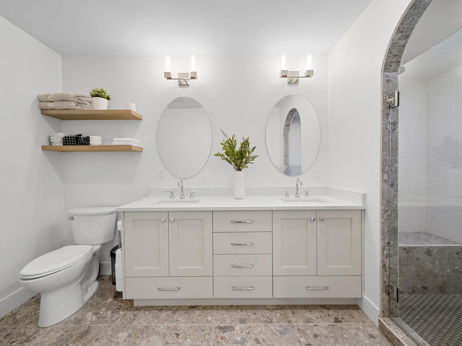 15641 107 AVENUE, Surrey