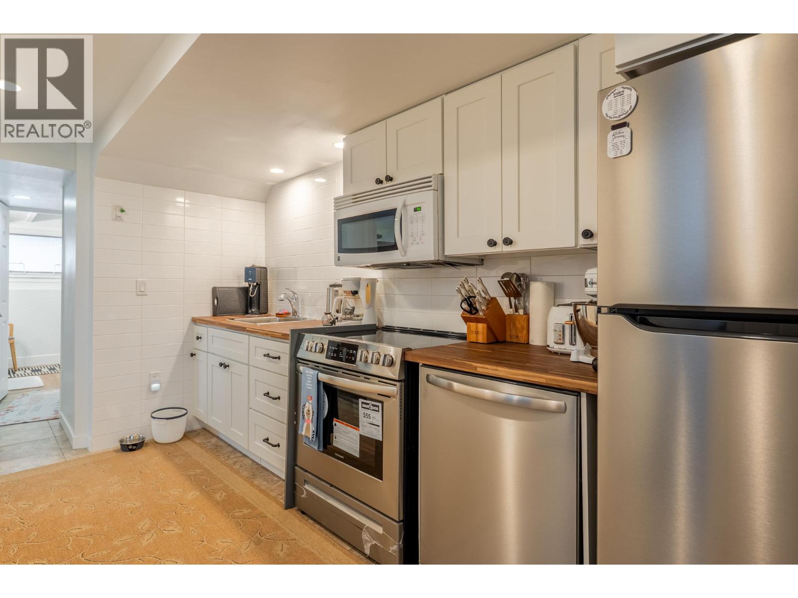  740 McClure Road, Kelowna