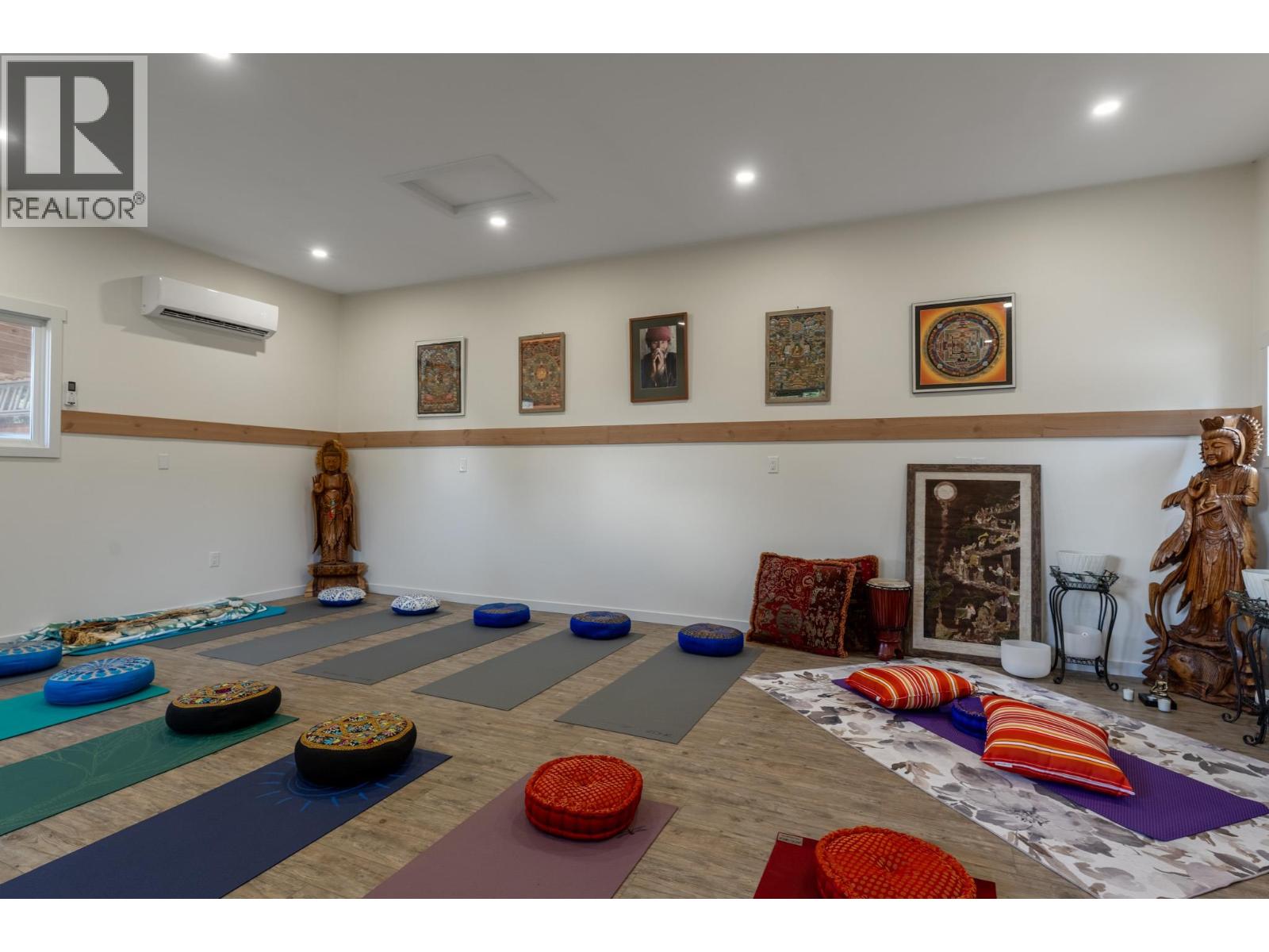  740 McClure Road, Kelowna