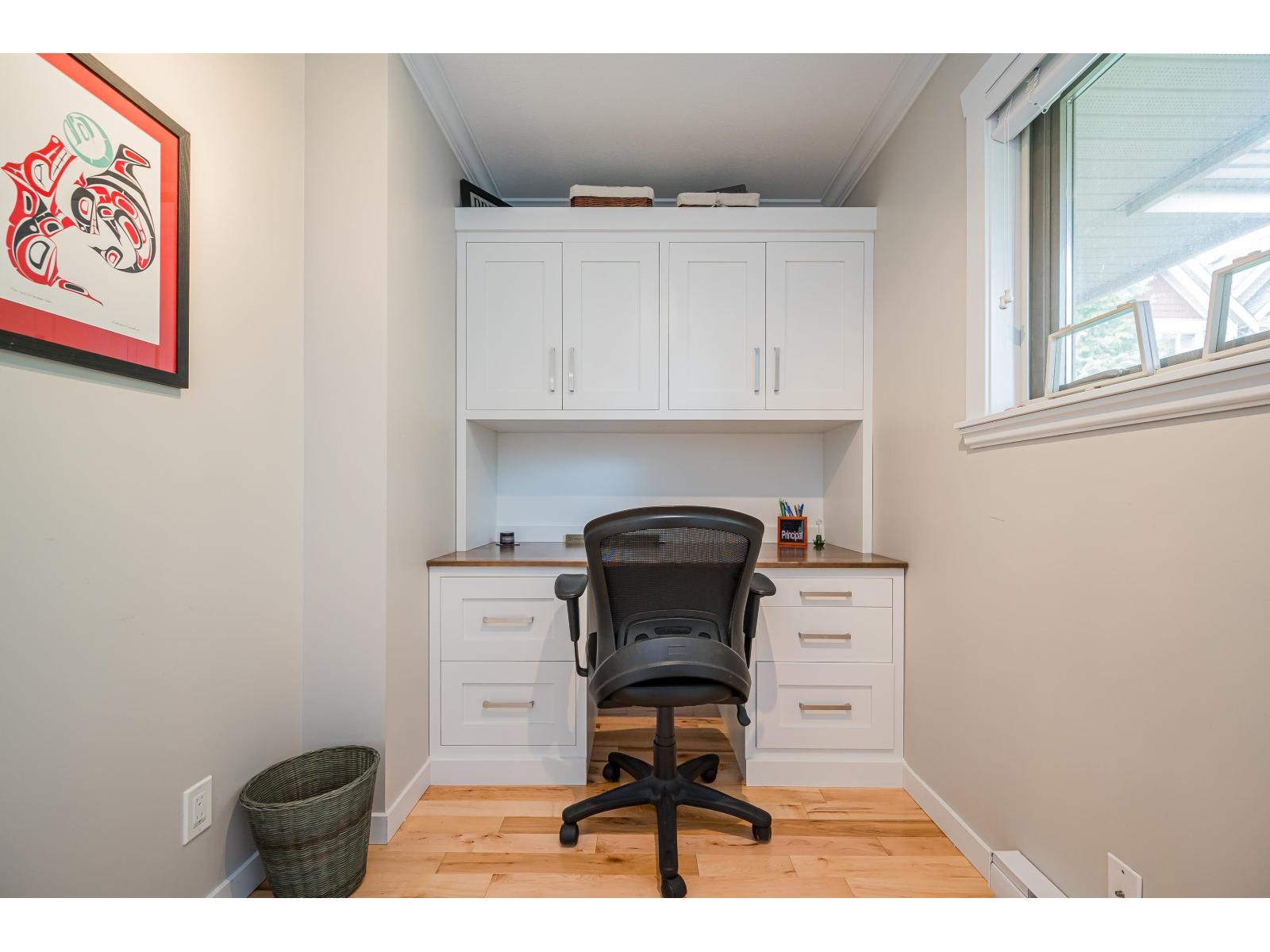 6 14921 THRIFT AVENUE, White Rock