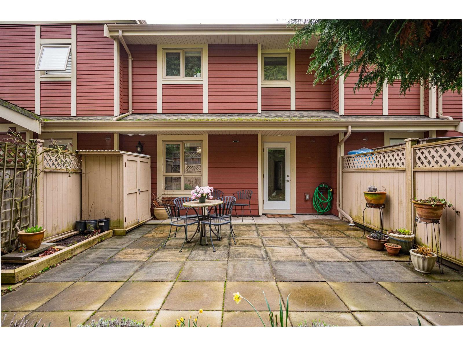 6 14921 THRIFT AVENUE, White Rock