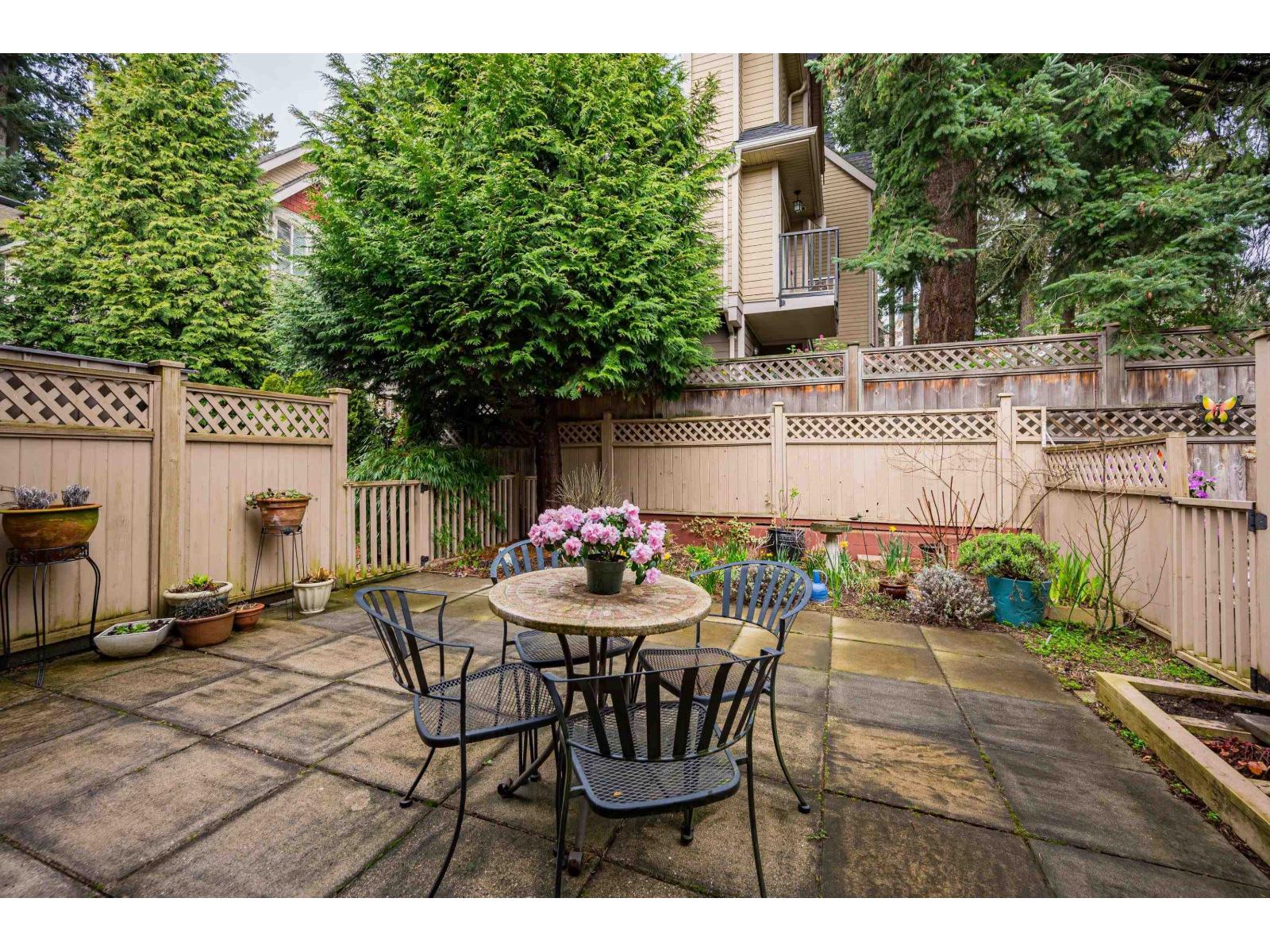 6 14921 THRIFT AVENUE, White Rock