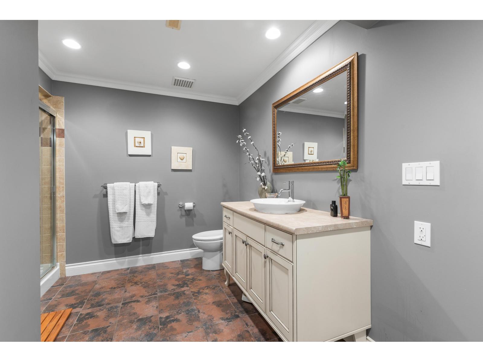 15675 36 AVENUE, Surrey
