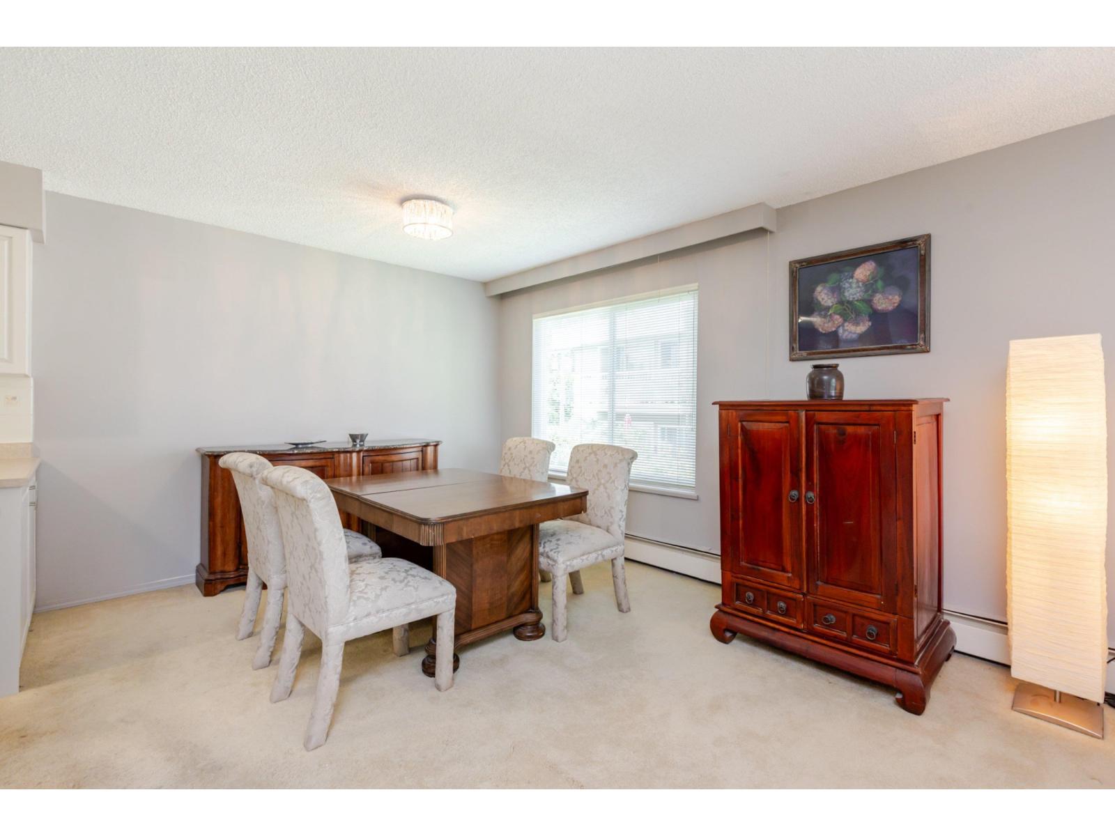 #304 1351 MARTIN STREET, White Rock