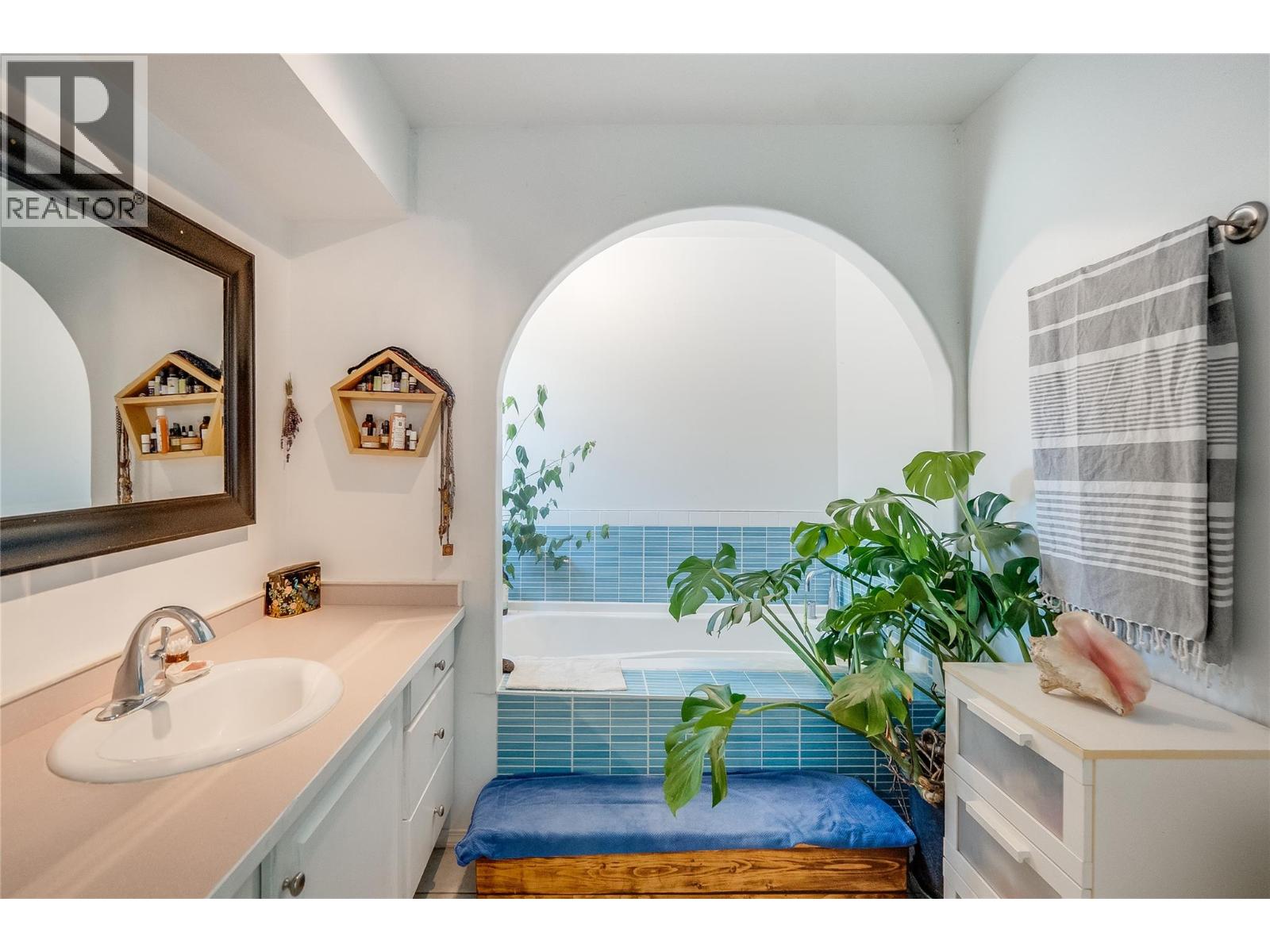 2706 JACKS Crescent, Nelson