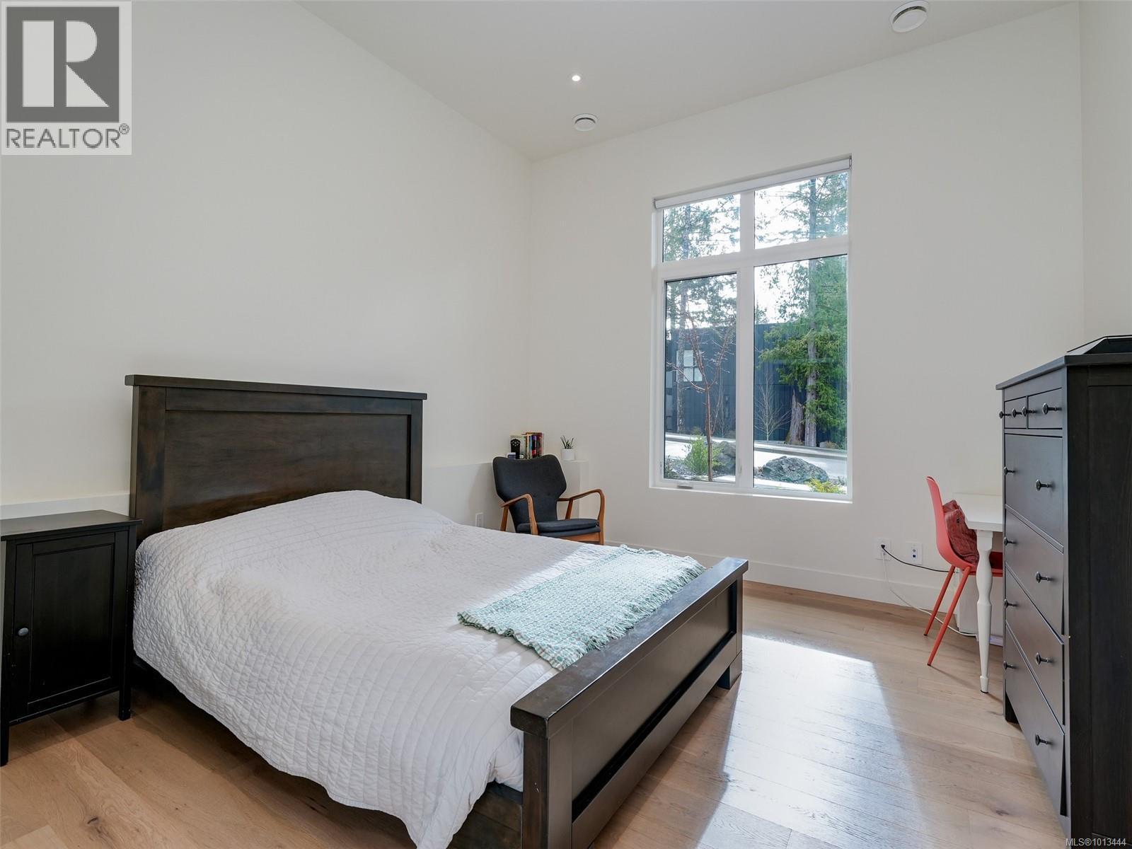  3909 Olympian Way, Colwood