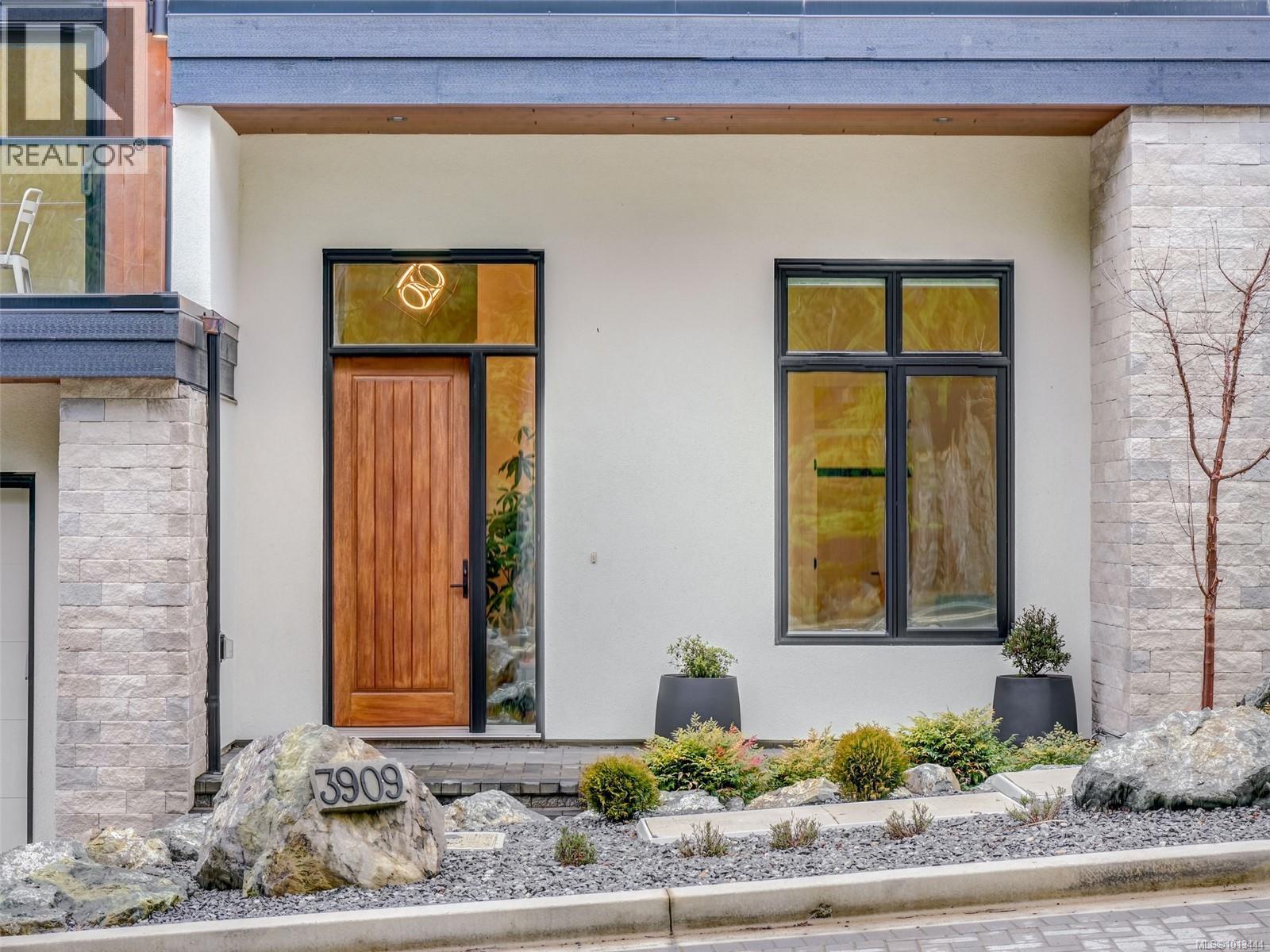  3909 Olympian Way, Colwood