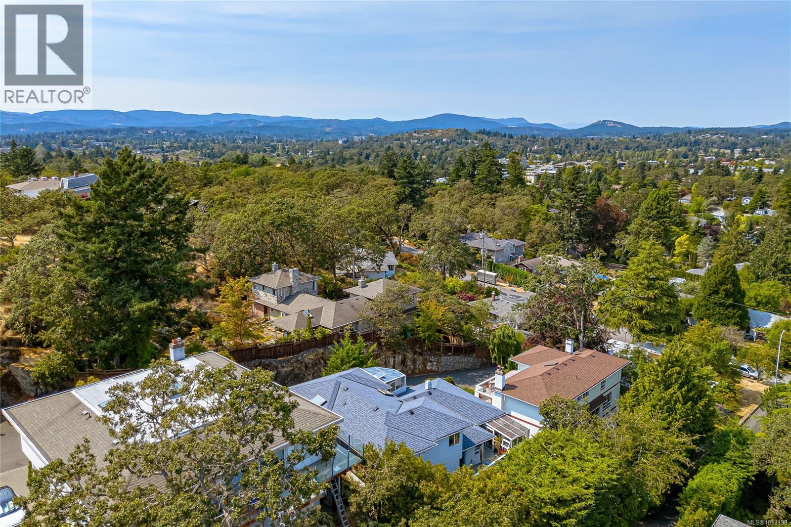  3713 Pointer Place, Saanich