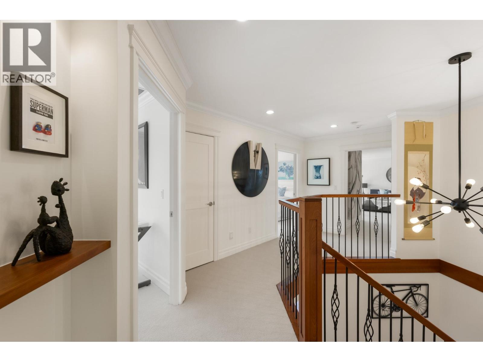 1122 KILMER ROAD, North Vancouver