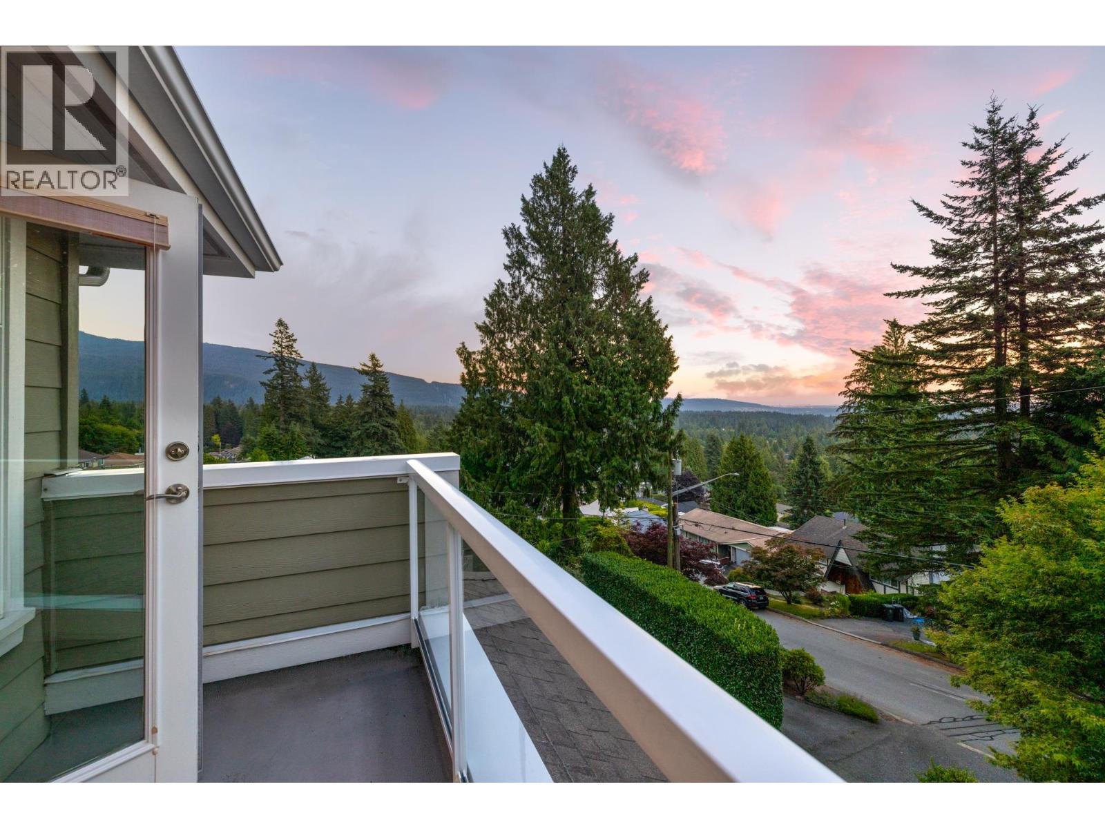 1122 KILMER ROAD, North Vancouver