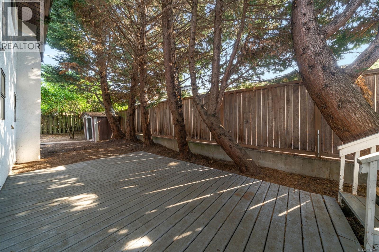 B 1176 Damelart Way, Central Saanich