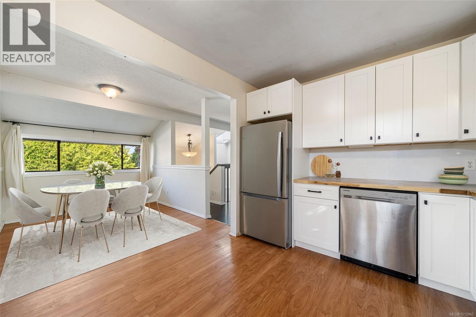 B 1176 Damelart Way, Central Saanich