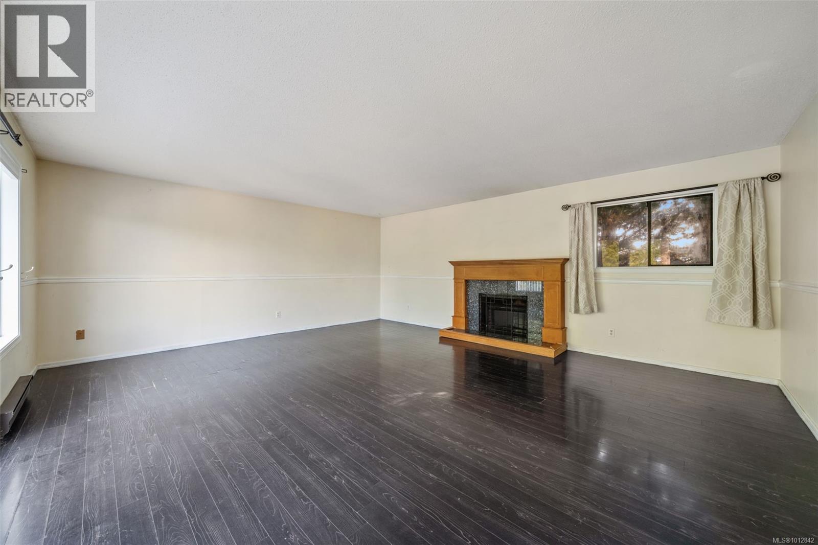 B 1176 Damelart Way, Central Saanich