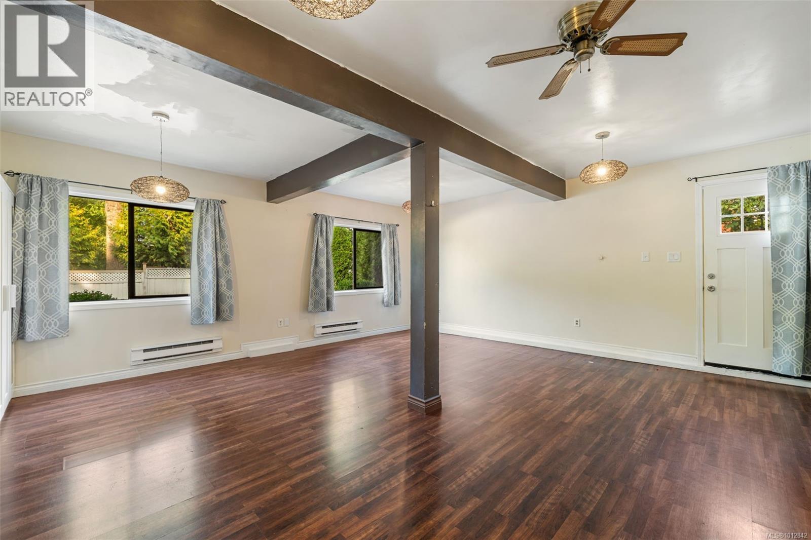 B 1176 Damelart Way, Central Saanich