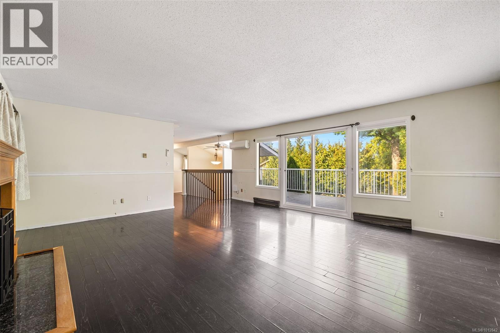 B 1176 Damelart Way, Central Saanich