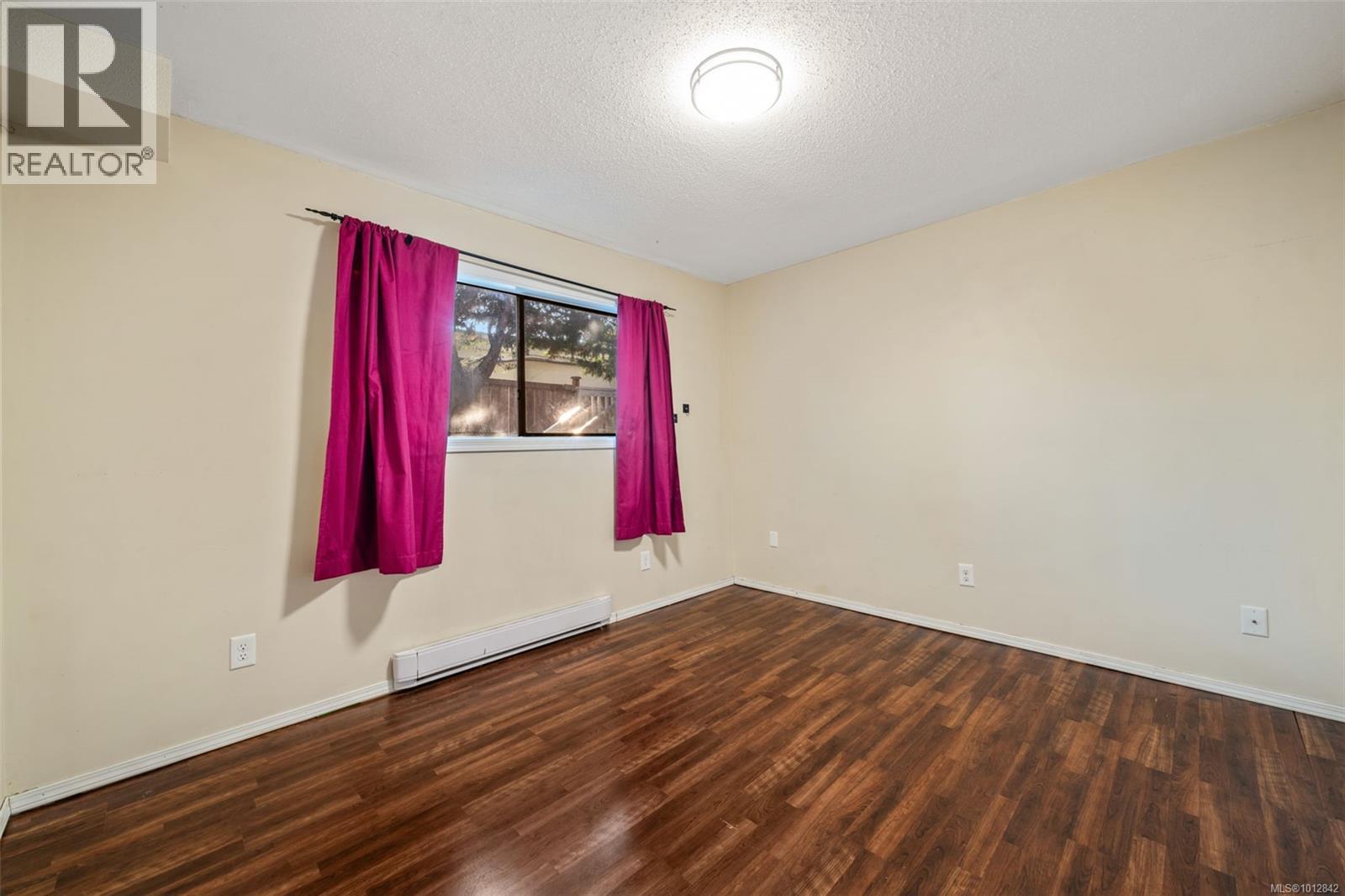 B 1176 Damelart Way, Central Saanich