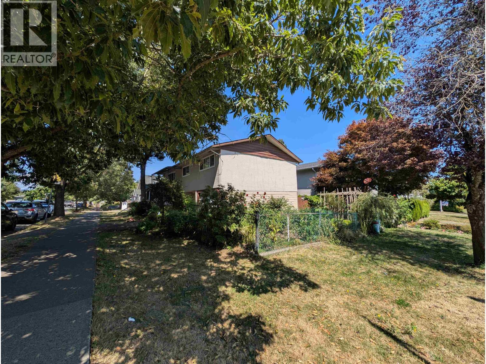 6388 ELLIOTT STREET, Vancouver