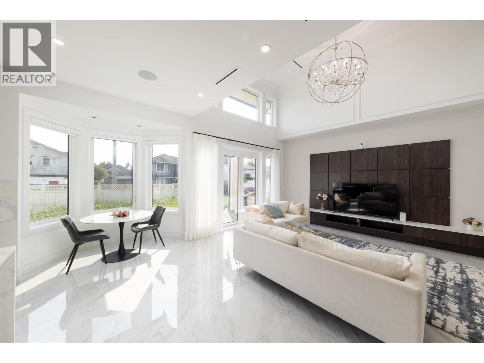 10740 ANAHIM DRIVE, Richmond